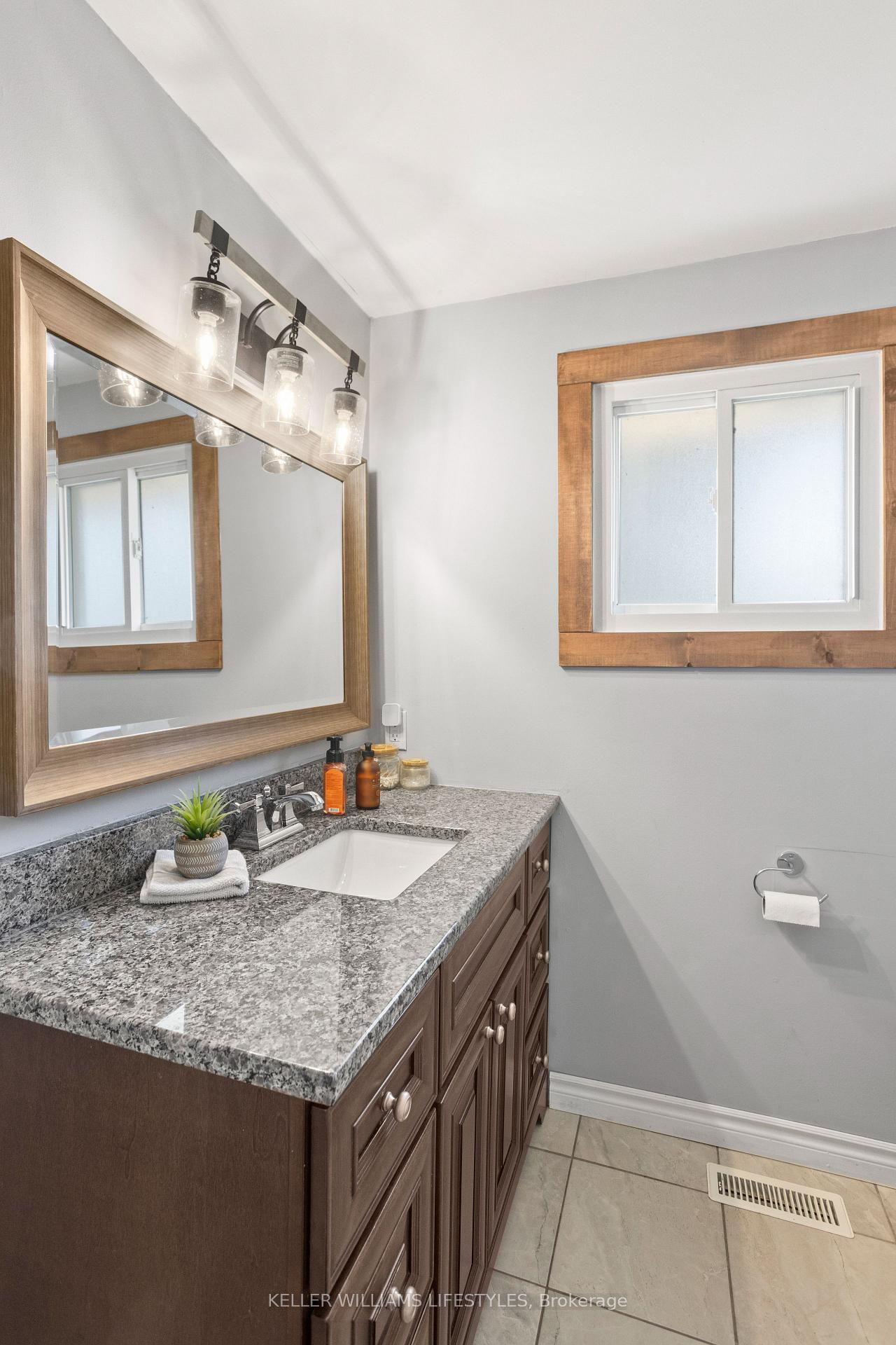 Photo 21 of 4723 Ausable Drive, North Middlesex, Rural North Middlesex — HOMEH