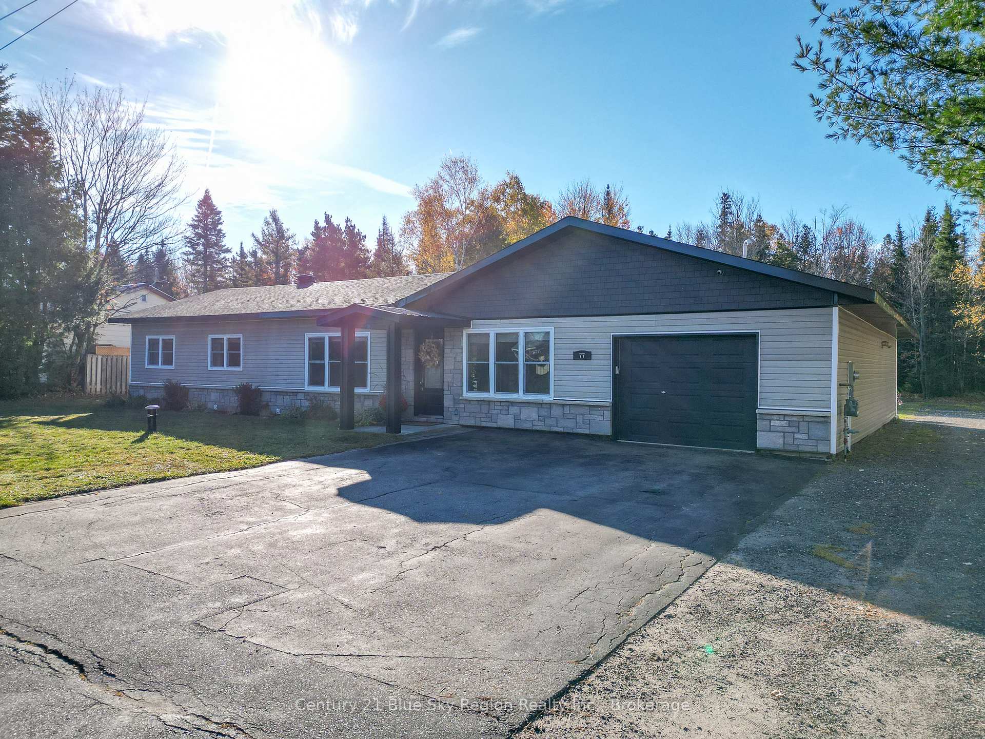 Photo 1 of 77 Berkley Boulevard, North Bay, College Heights — HOMEH