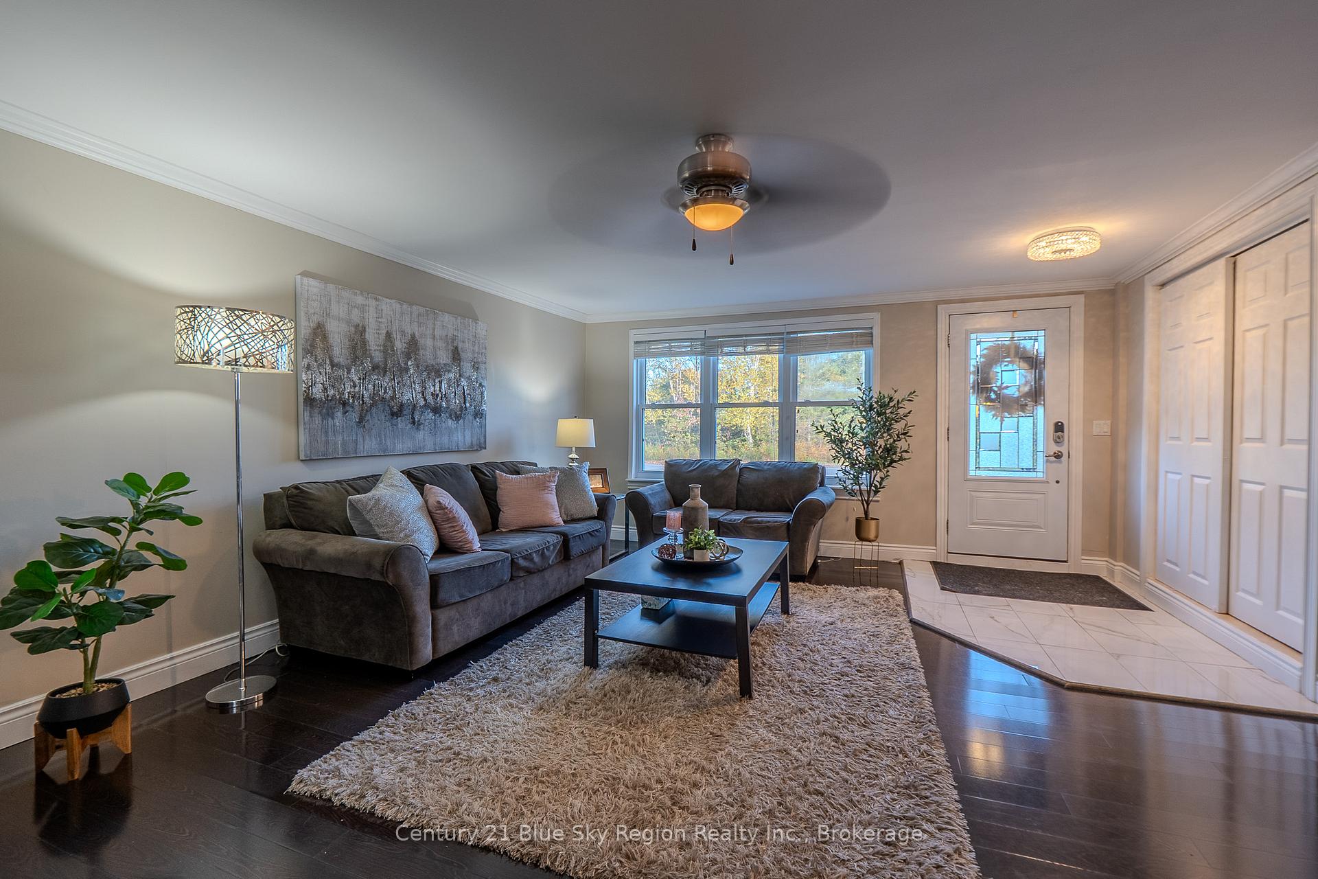 Photo 4 of 77 Berkley Boulevard, North Bay, College Heights — HOMEH