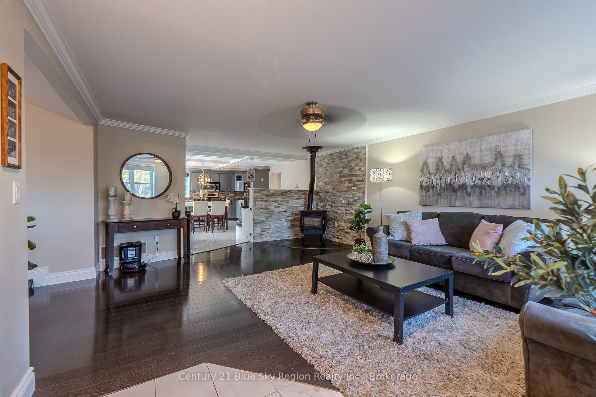 Photo 5 of 77 Berkley Boulevard, North Bay, College Heights — HOMEH