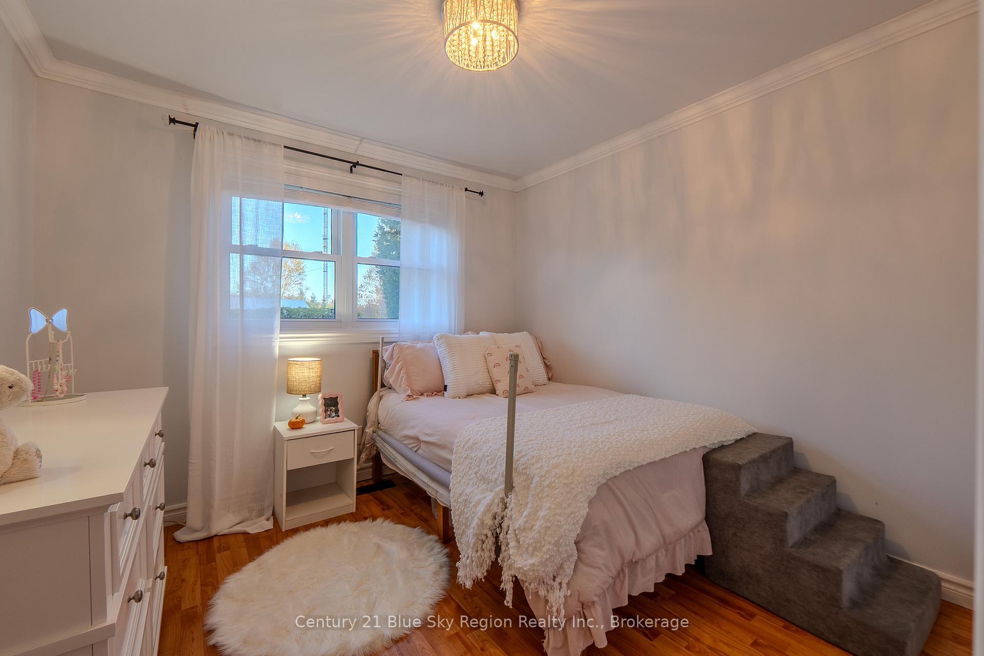 Photo 16 of 77 Berkley Boulevard, North Bay, College Heights — HOMEH
