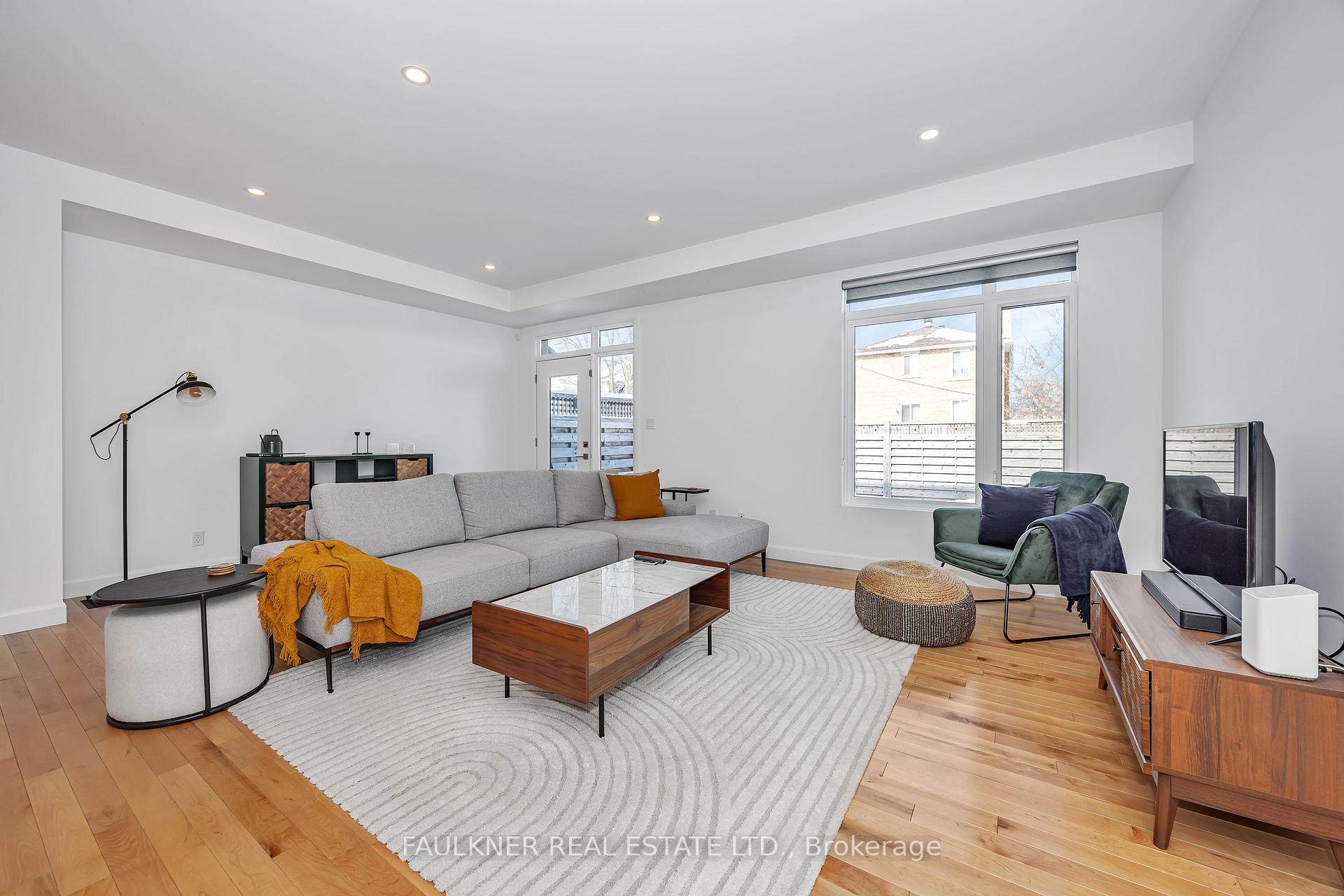 Photo 7 of Unit A, 143 Columbus Avenue, Ottawa, Overbrook/Castle Heights — HOMEH