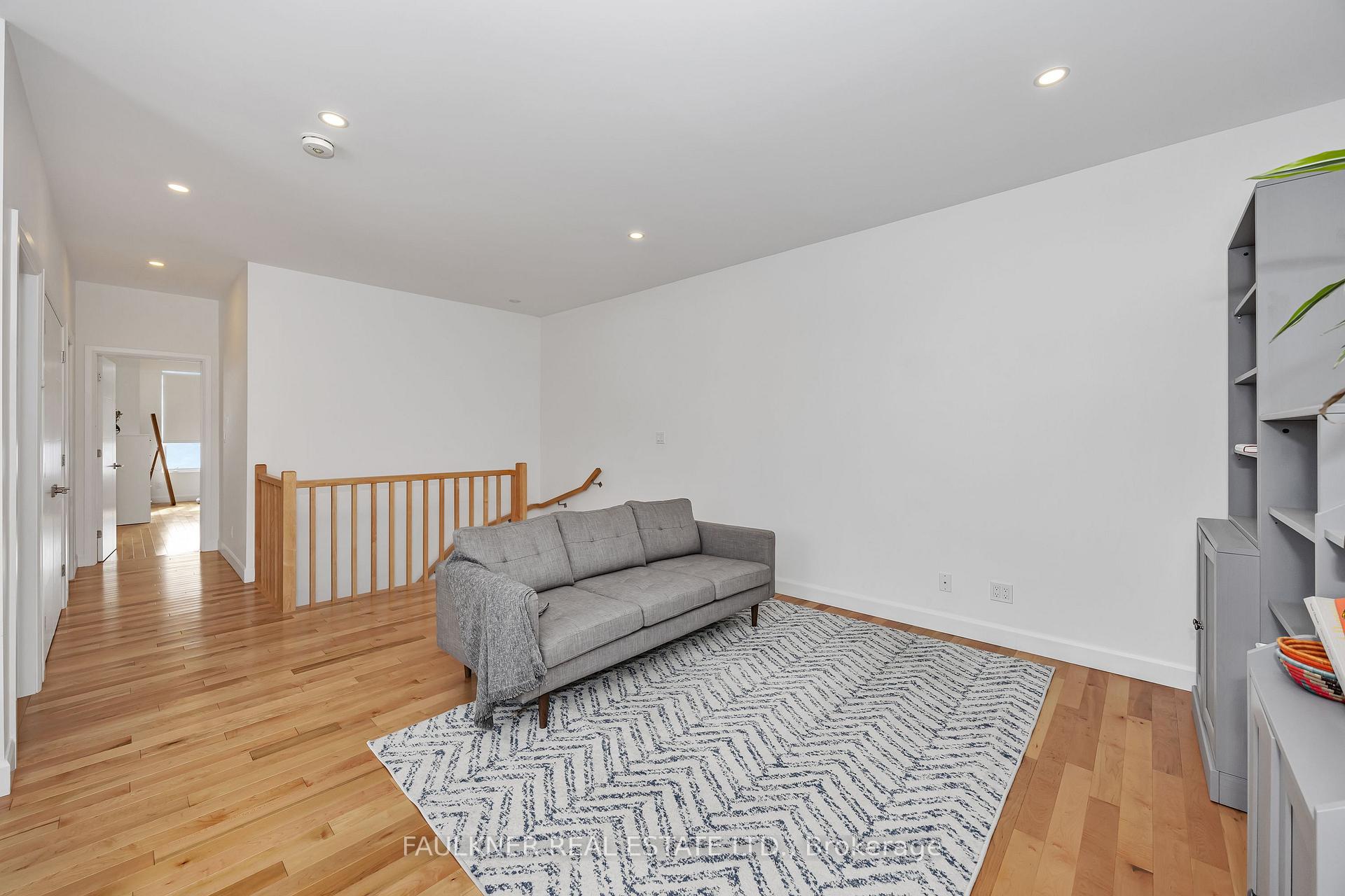 Photo 10 of Unit A, 143 Columbus Avenue, Ottawa, Overbrook/Castle Heights — HOMEH