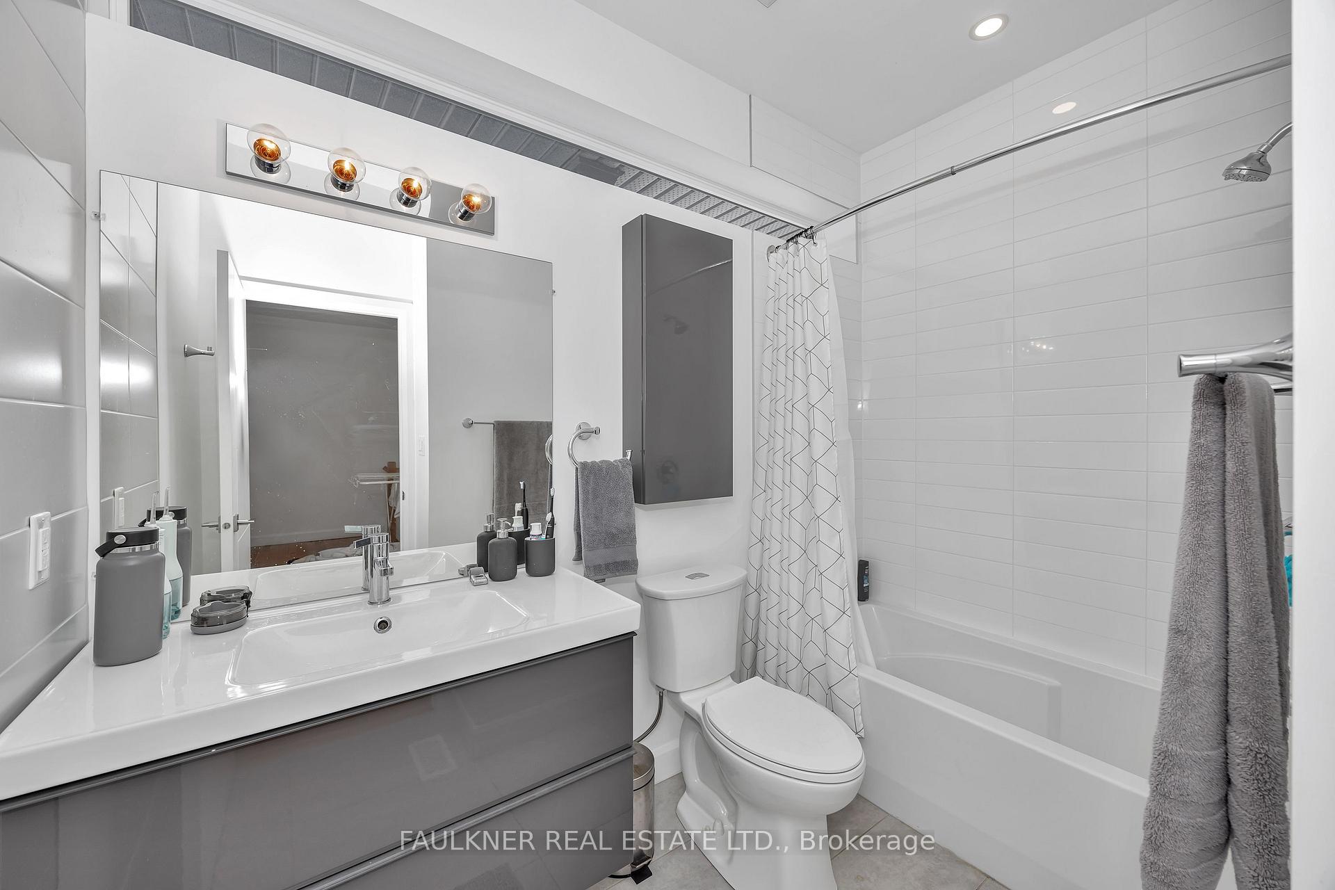 Photo 20 of Unit A, 143 Columbus Avenue, Ottawa, Overbrook/Castle Heights — HOMEH