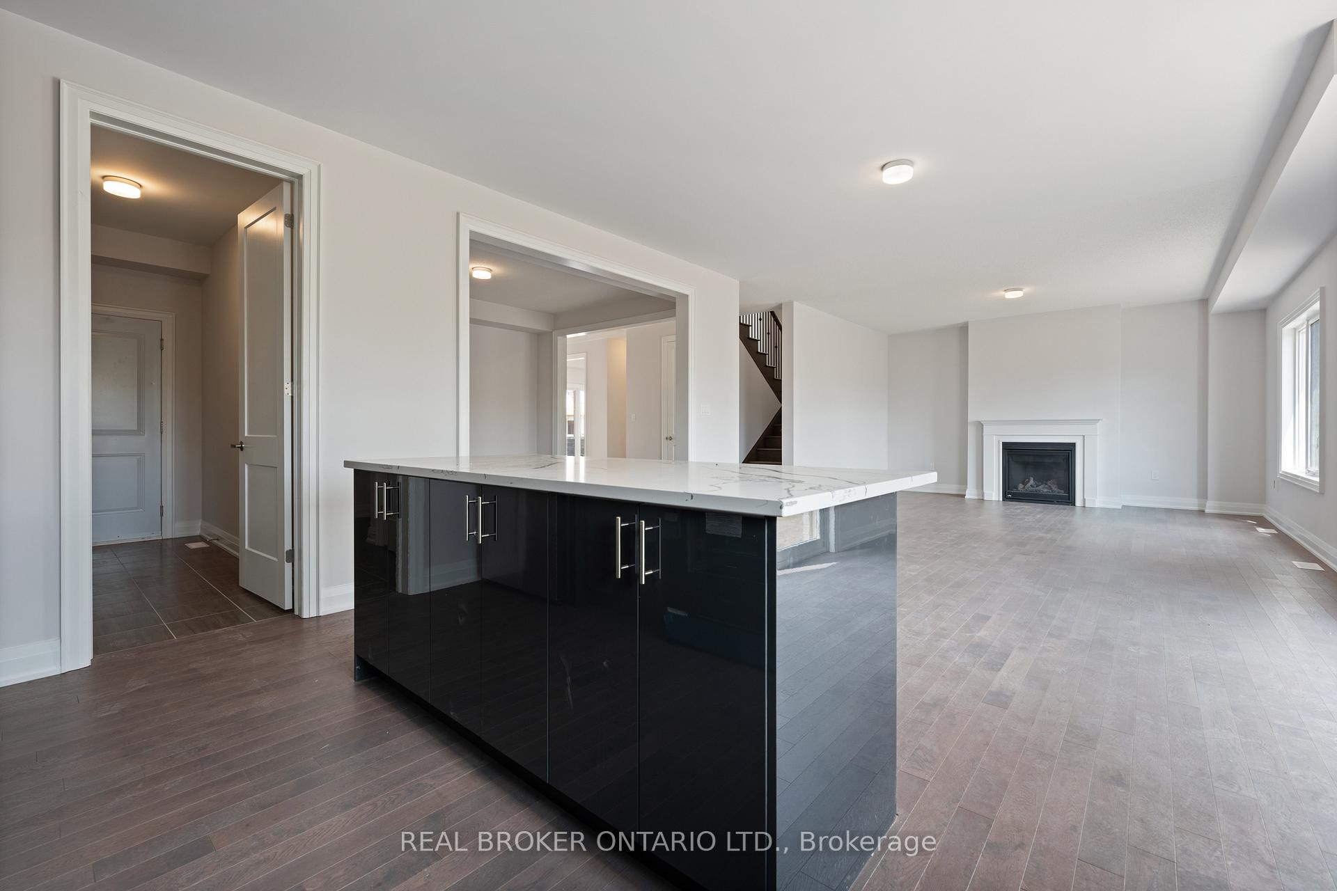 Photo 8 of 27 Butternut Drive, Norfolk, Simcoe — HOMEH