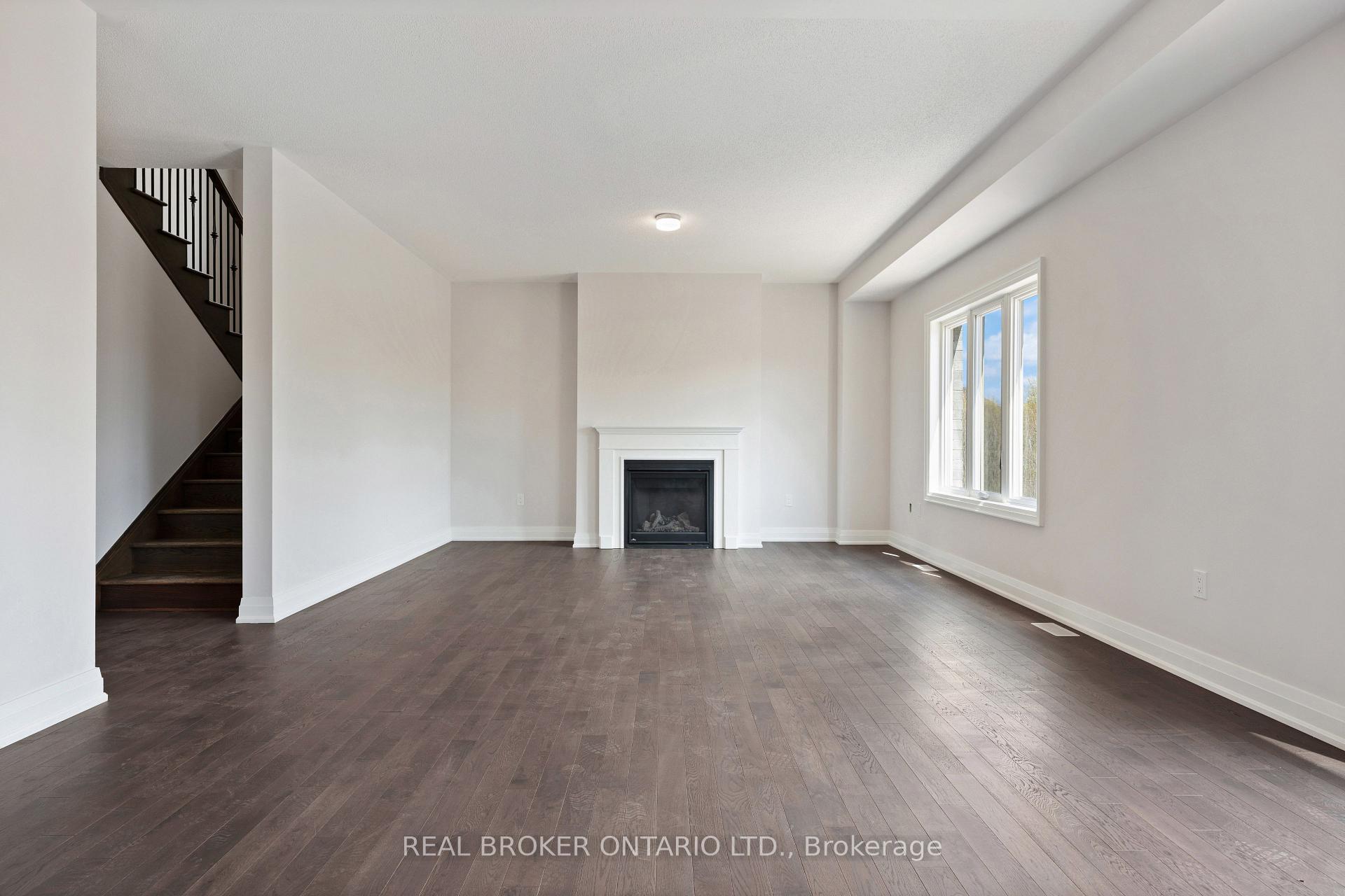 Photo 13 of 27 Butternut Drive, Norfolk, Simcoe — HOMEH