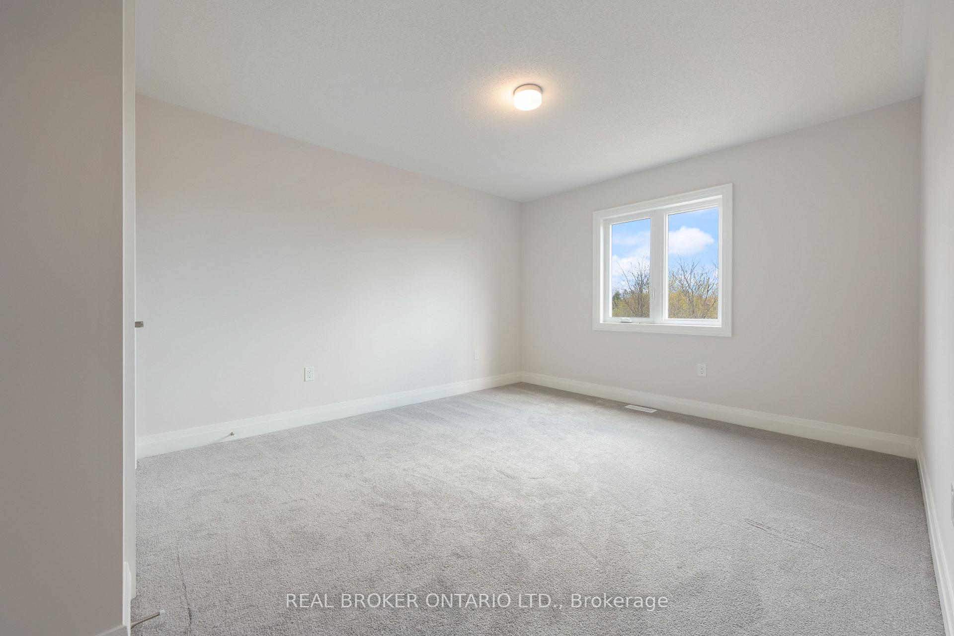 Photo 19 of 27 Butternut Drive, Norfolk, Simcoe — HOMEH