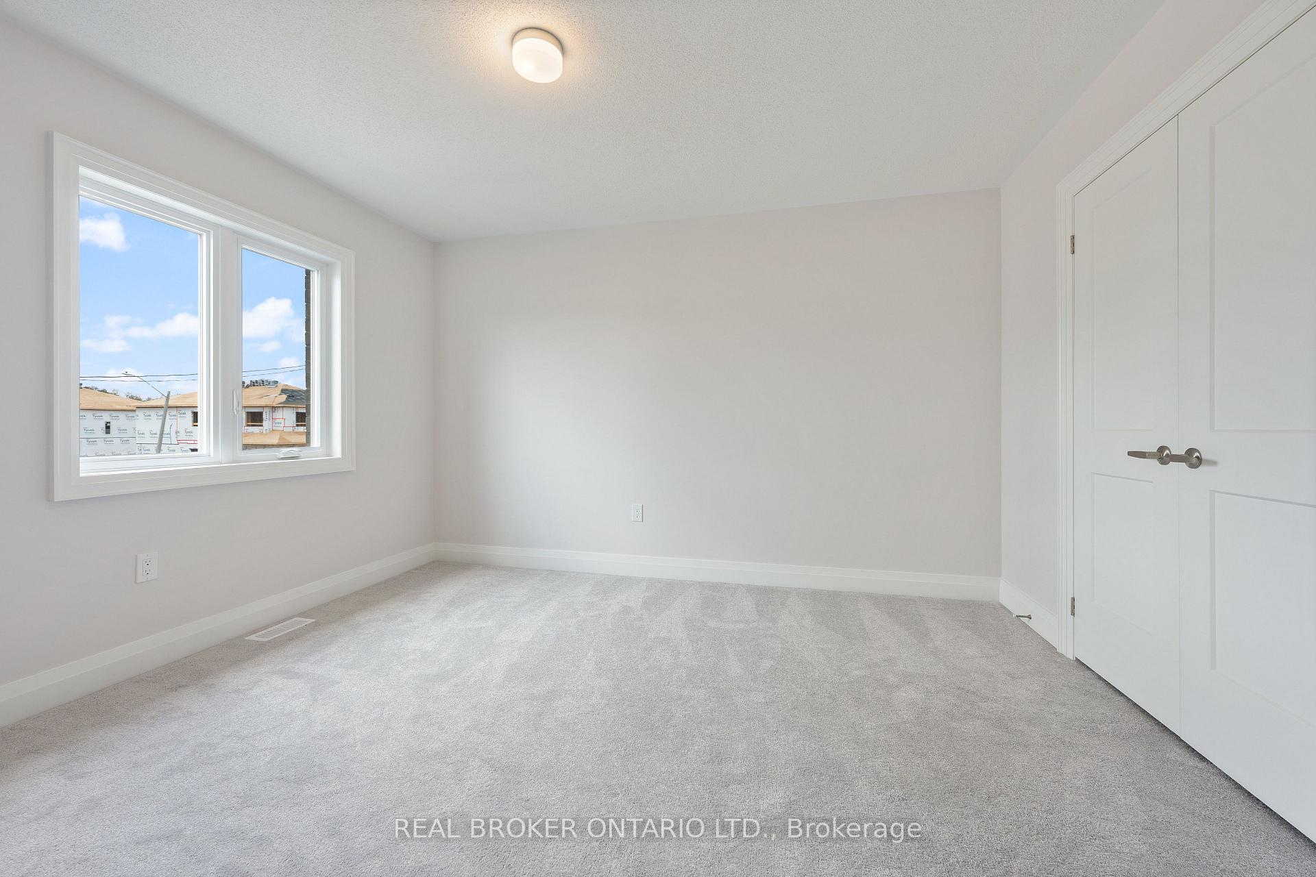 Photo 20 of 27 Butternut Drive, Norfolk, Simcoe — HOMEH