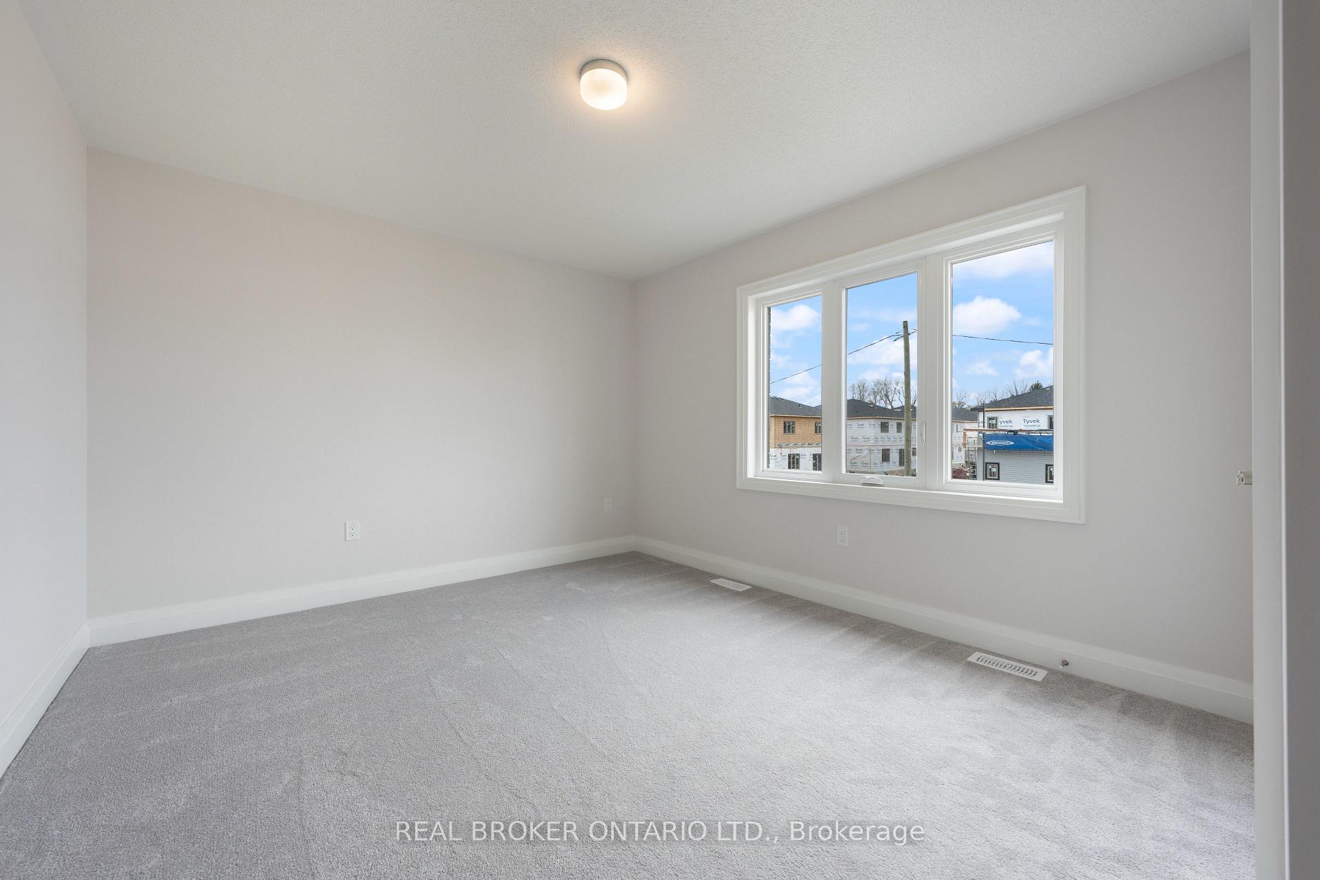 Photo 21 of 27 Butternut Drive, Norfolk, Simcoe — HOMEH