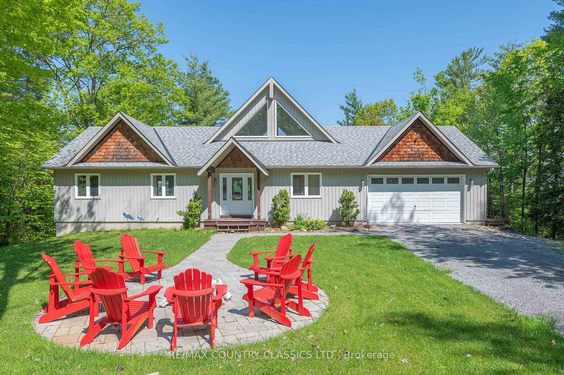 Photo 4 of 782 Standish Lane, North Kawartha — HOMEH