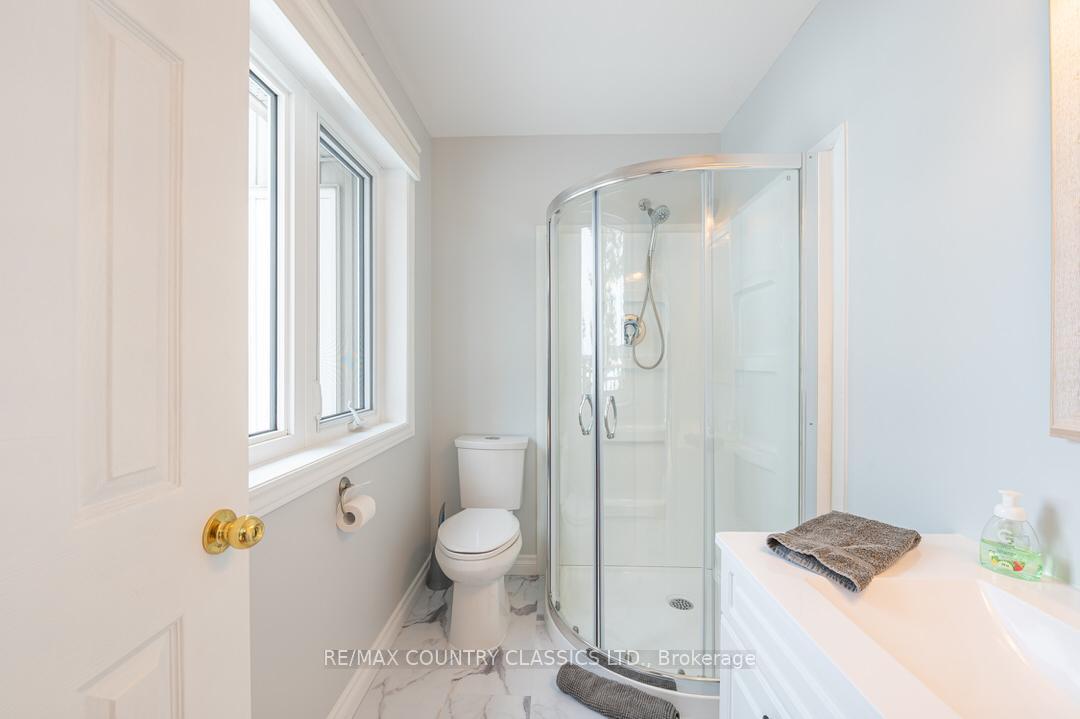Photo 20 of 782 Standish Lane, North Kawartha — HOMEH