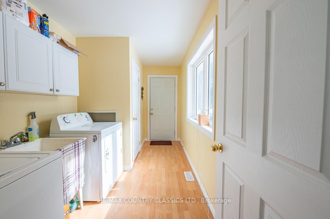 Photo 23 of 782 Standish Lane, North Kawartha — HOMEH