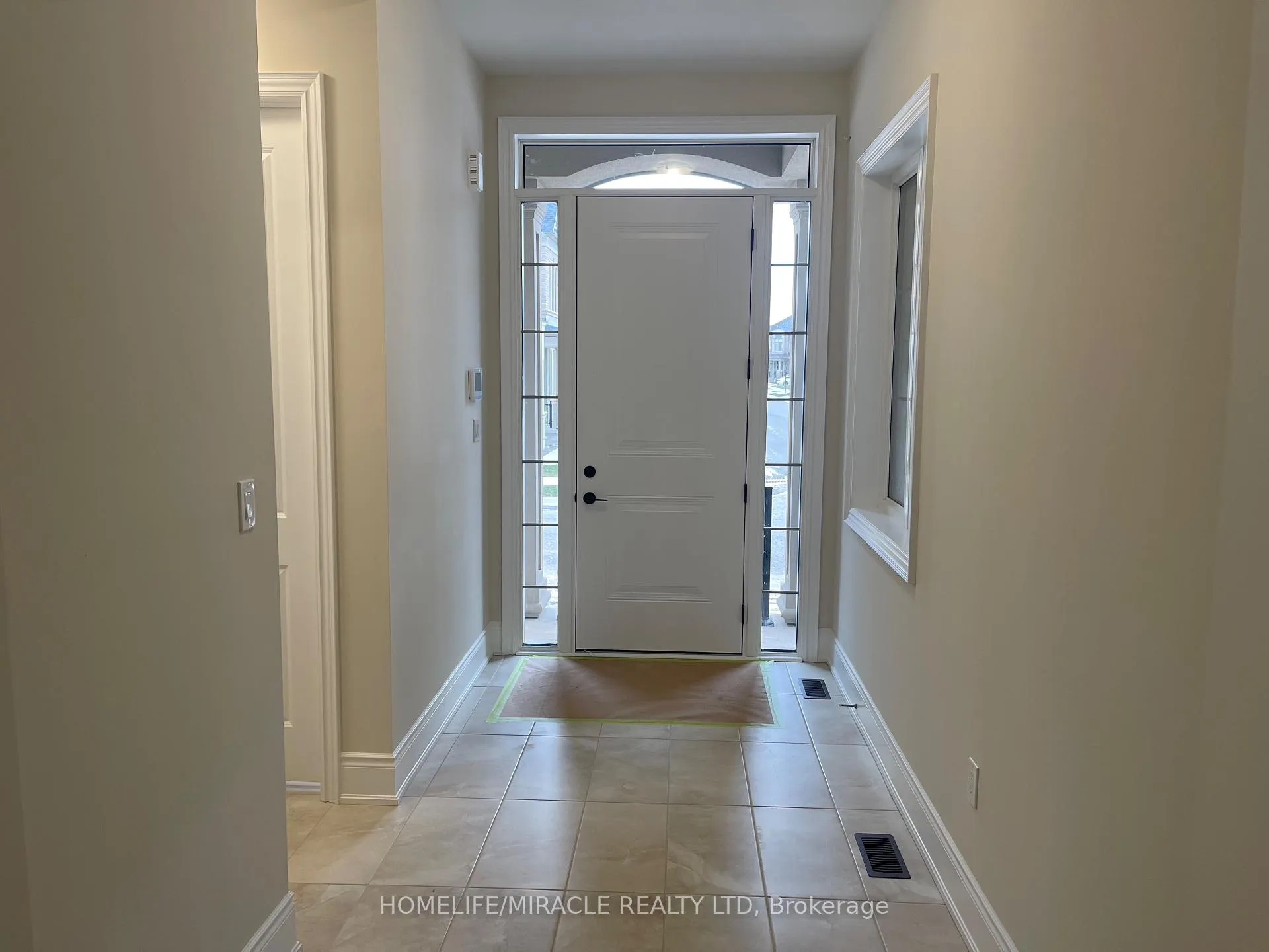 Photo 4 of 1228 Queens Plate Road, Oakville, Glen Abbey — HOMEH