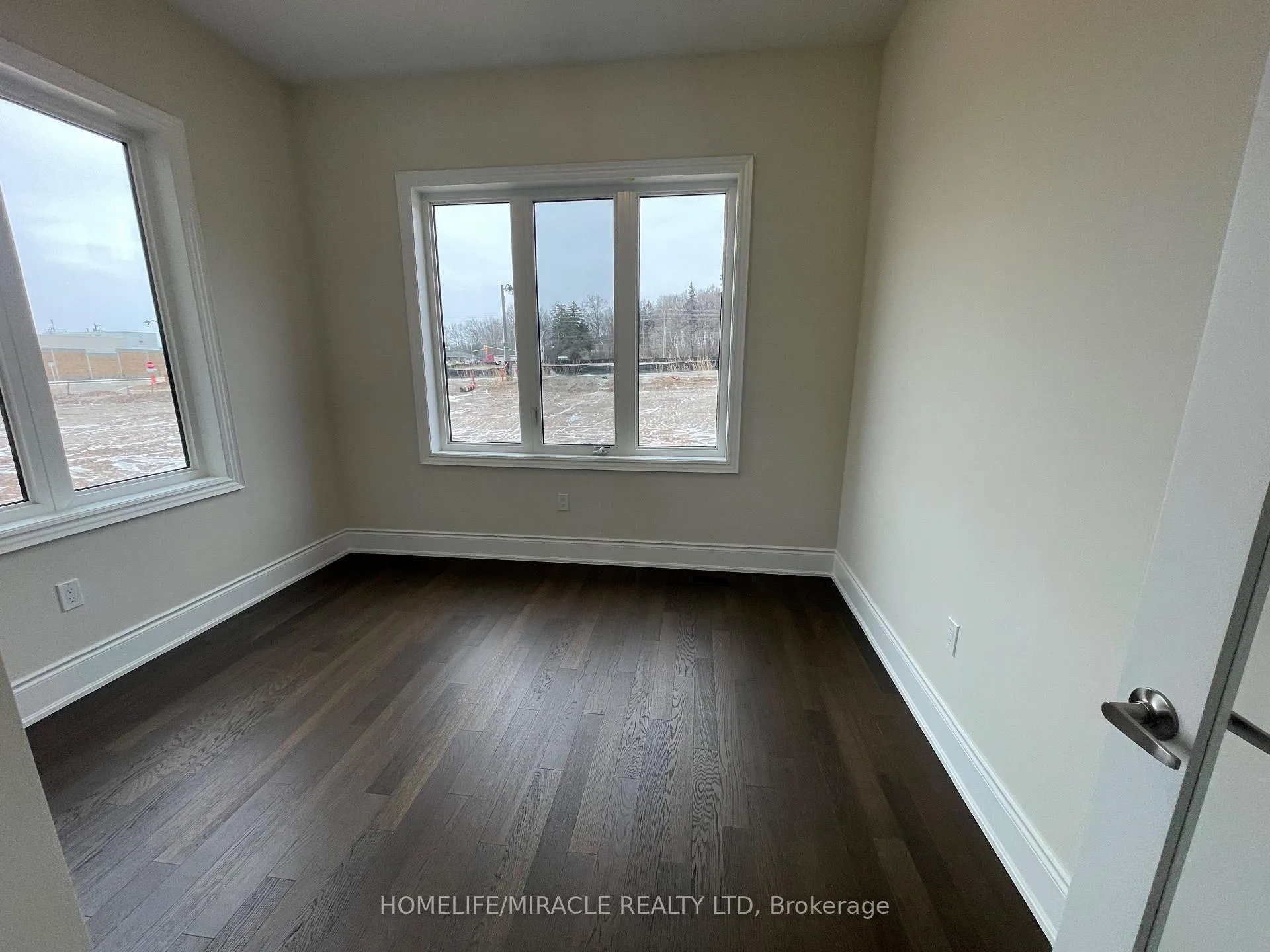 Photo 12 of 1228 Queens Plate Road, Oakville, Glen Abbey — HOMEH