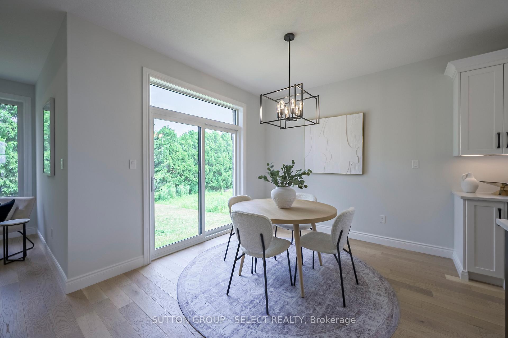 Photo 14 of 17 Spruce Crescent, North Middlesex, Parkhill — HOMEH