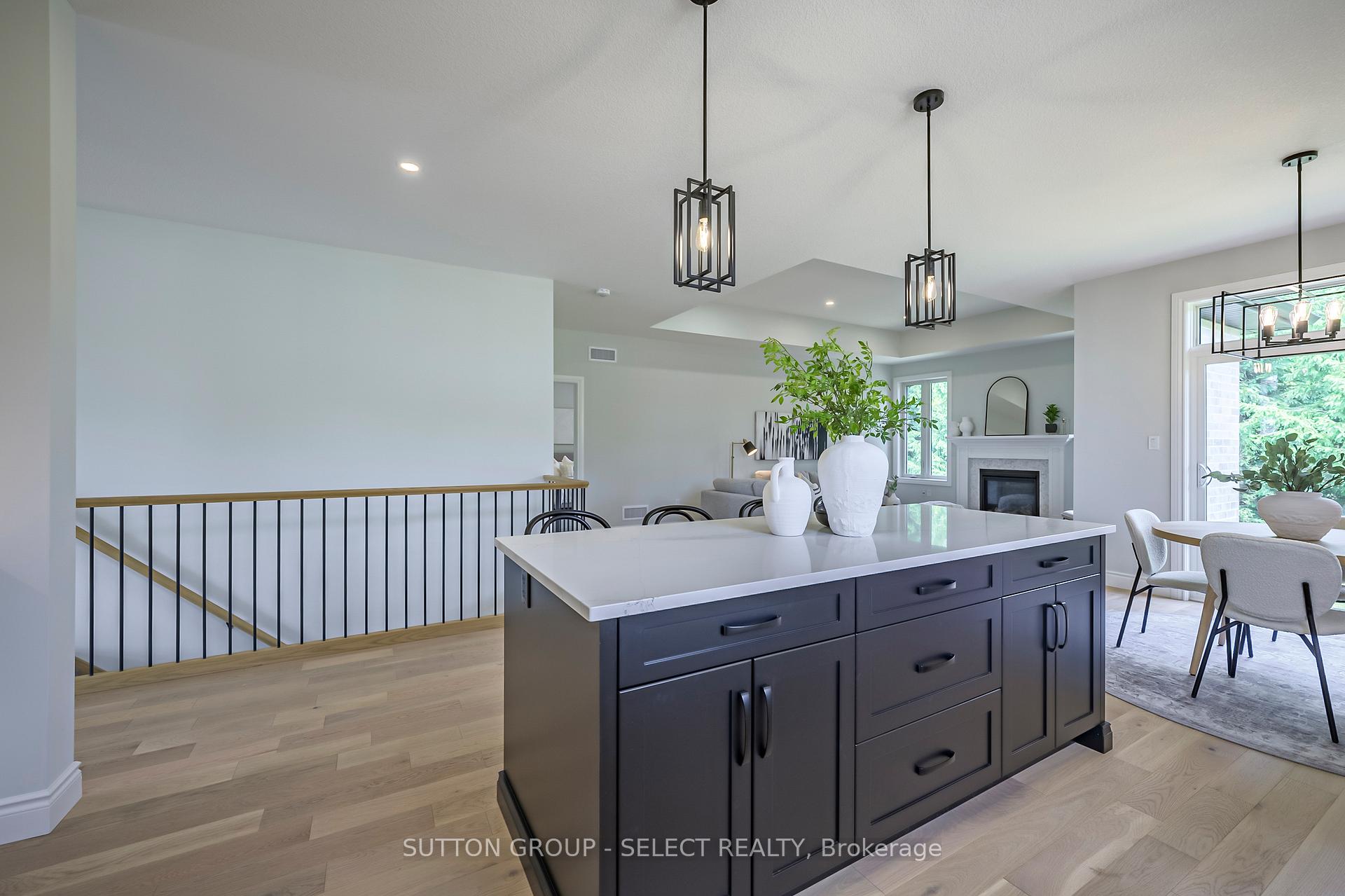 Photo 19 of 17 Spruce Crescent, North Middlesex, Parkhill — HOMEH