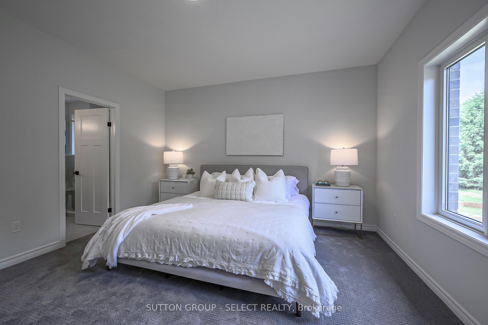 Photo 23 of 17 Spruce Crescent, North Middlesex, Parkhill — HOMEH