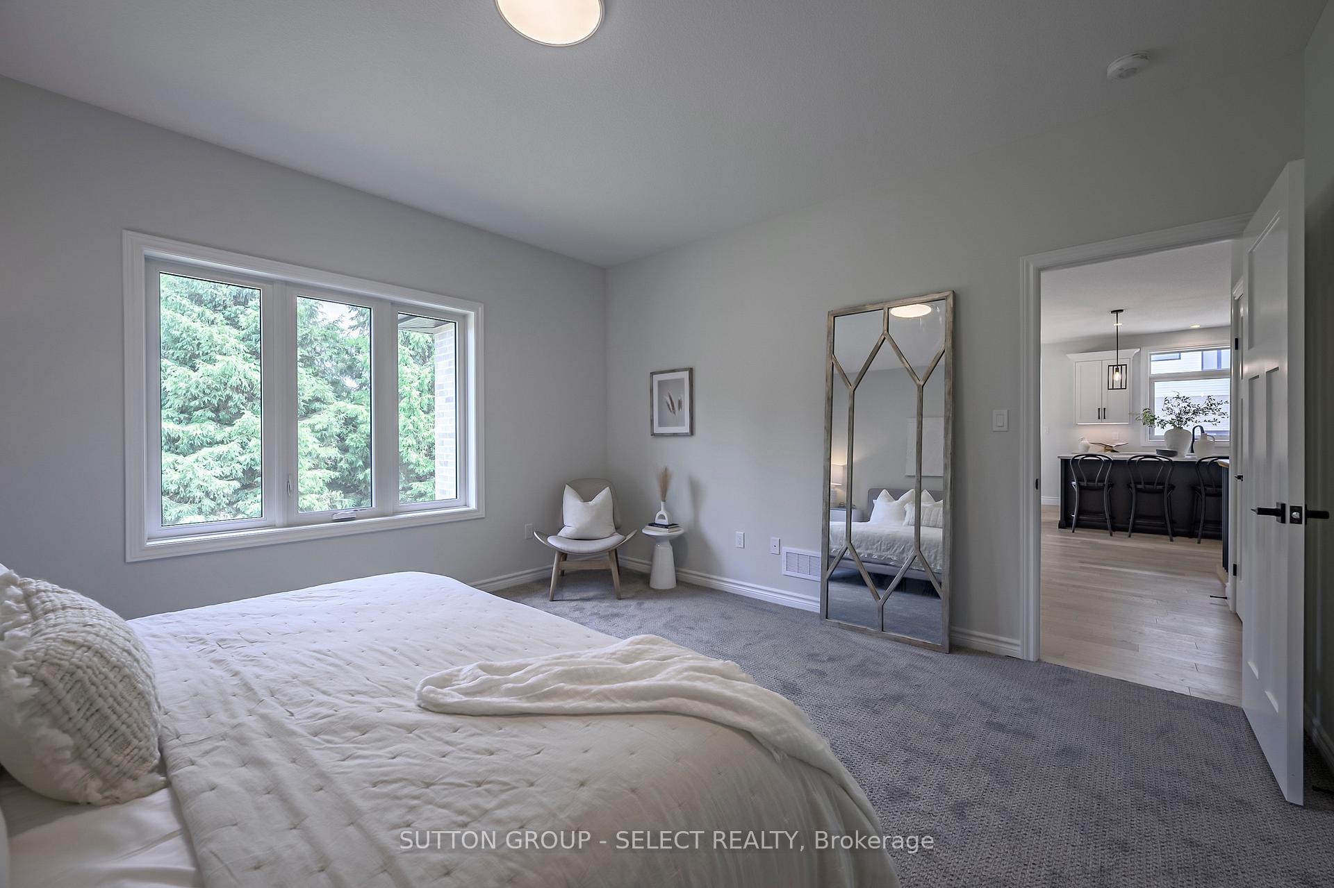 Photo 24 of 17 Spruce Crescent, North Middlesex, Parkhill — HOMEH