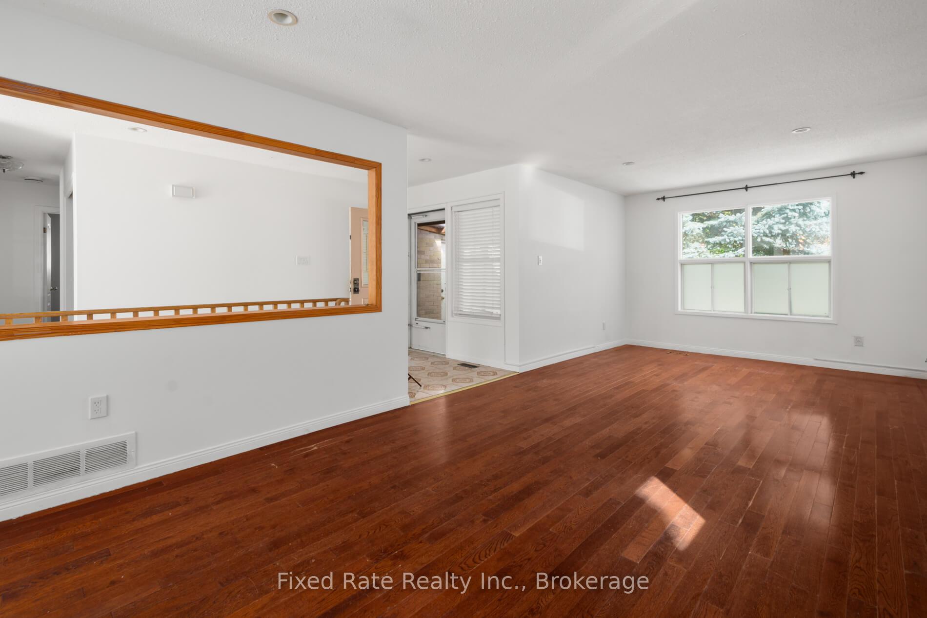 Photo 10 of 370 Selby Crescent, Newmarket, Bristol-London — HOMEH