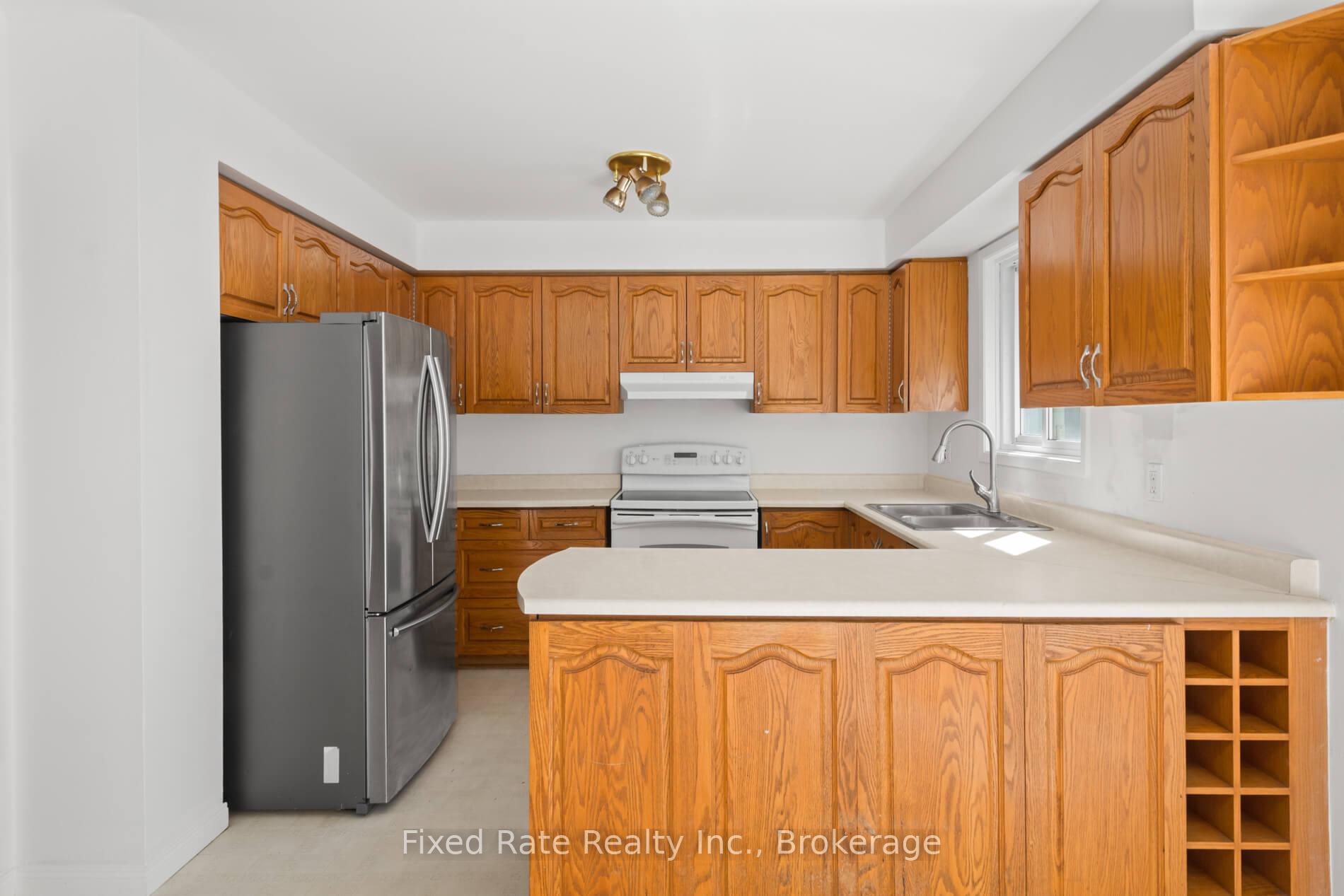 Photo 14 of 370 Selby Crescent, Newmarket, Bristol-London — HOMEH