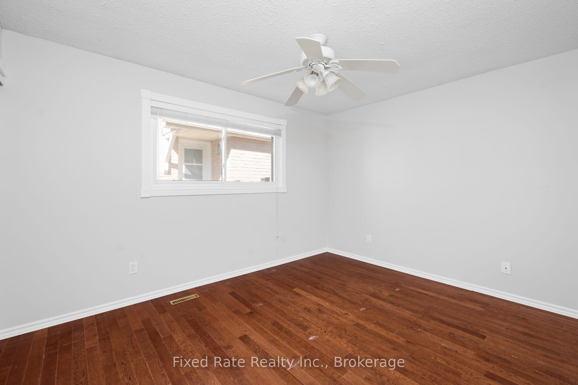 Photo 23 of 370 Selby Crescent, Newmarket, Bristol-London — HOMEH