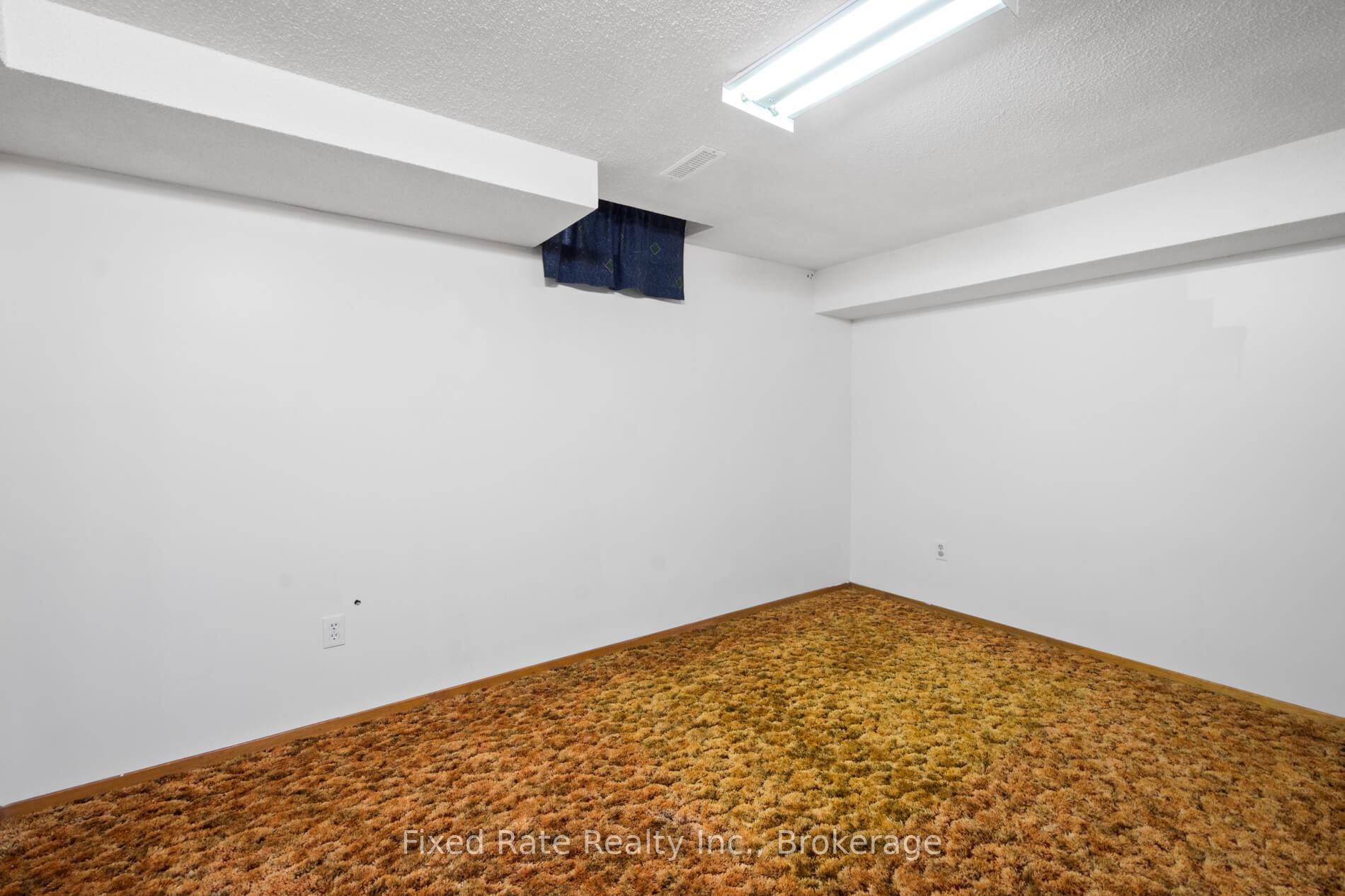 Photo 28 of 370 Selby Crescent, Newmarket, Bristol-London — HOMEH
