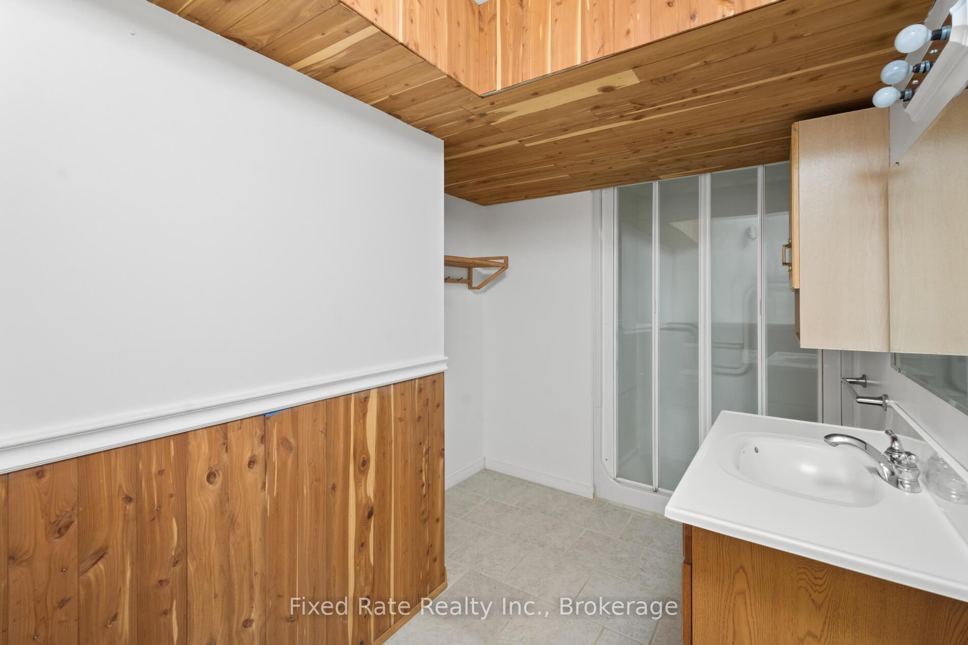 Photo 33 of 370 Selby Crescent, Newmarket, Bristol-London — HOMEH