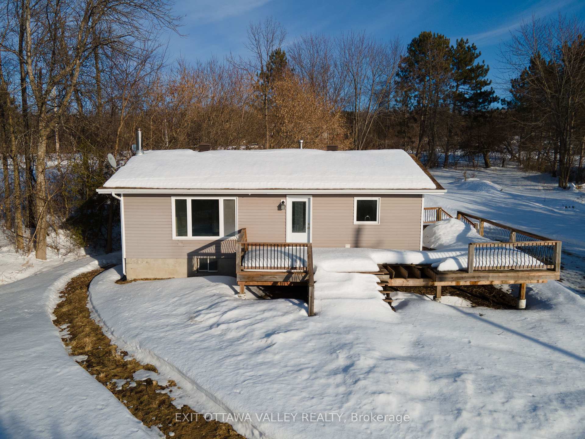 Photo 4 of 36740 Highway 41, North Algona Wilberforce, North Algona/Wilberforce Twp — HOMEH