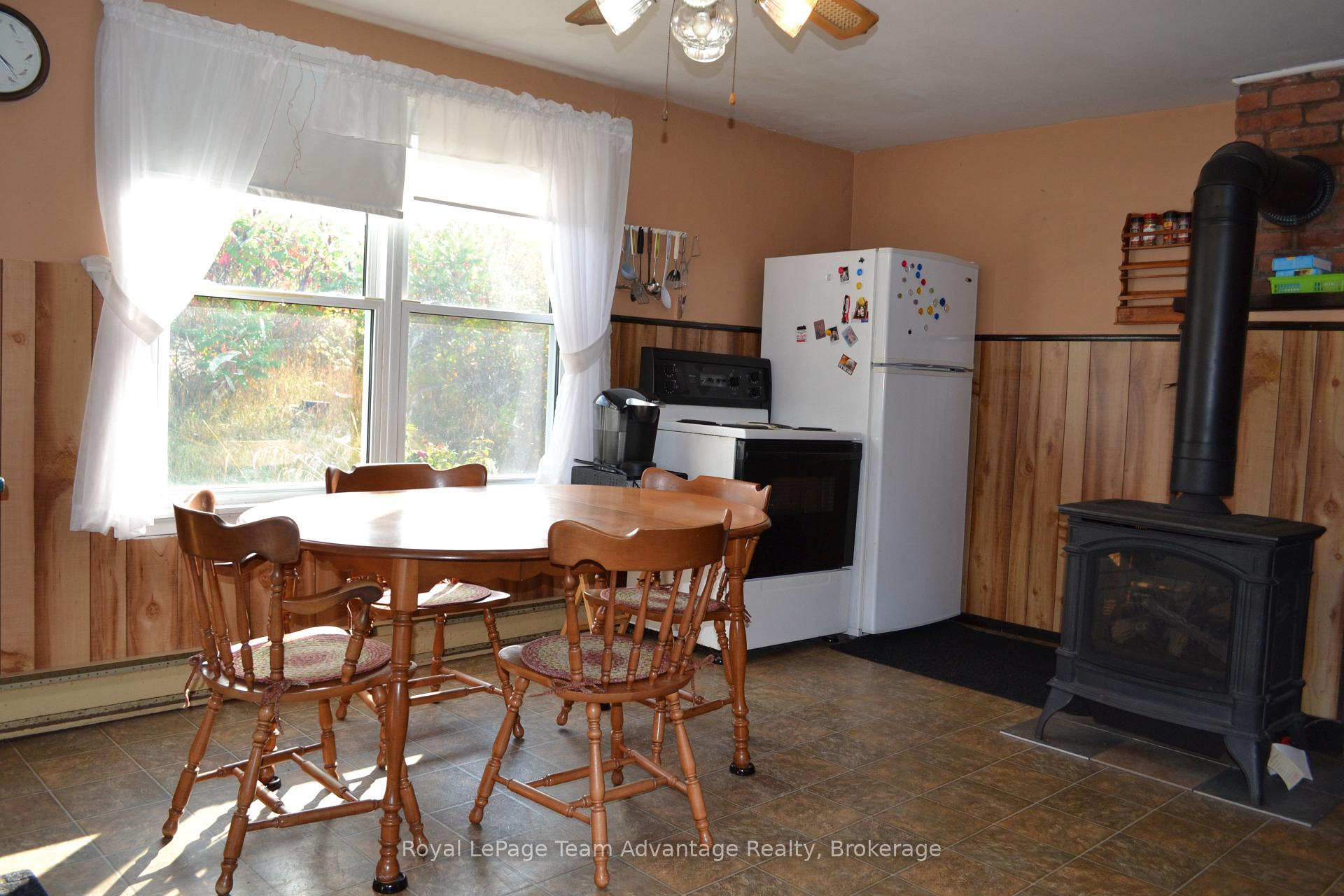 Photo 7 of 128 Eastside Drive, Parry Sound Remote Area, Wallbridge — HOMEH