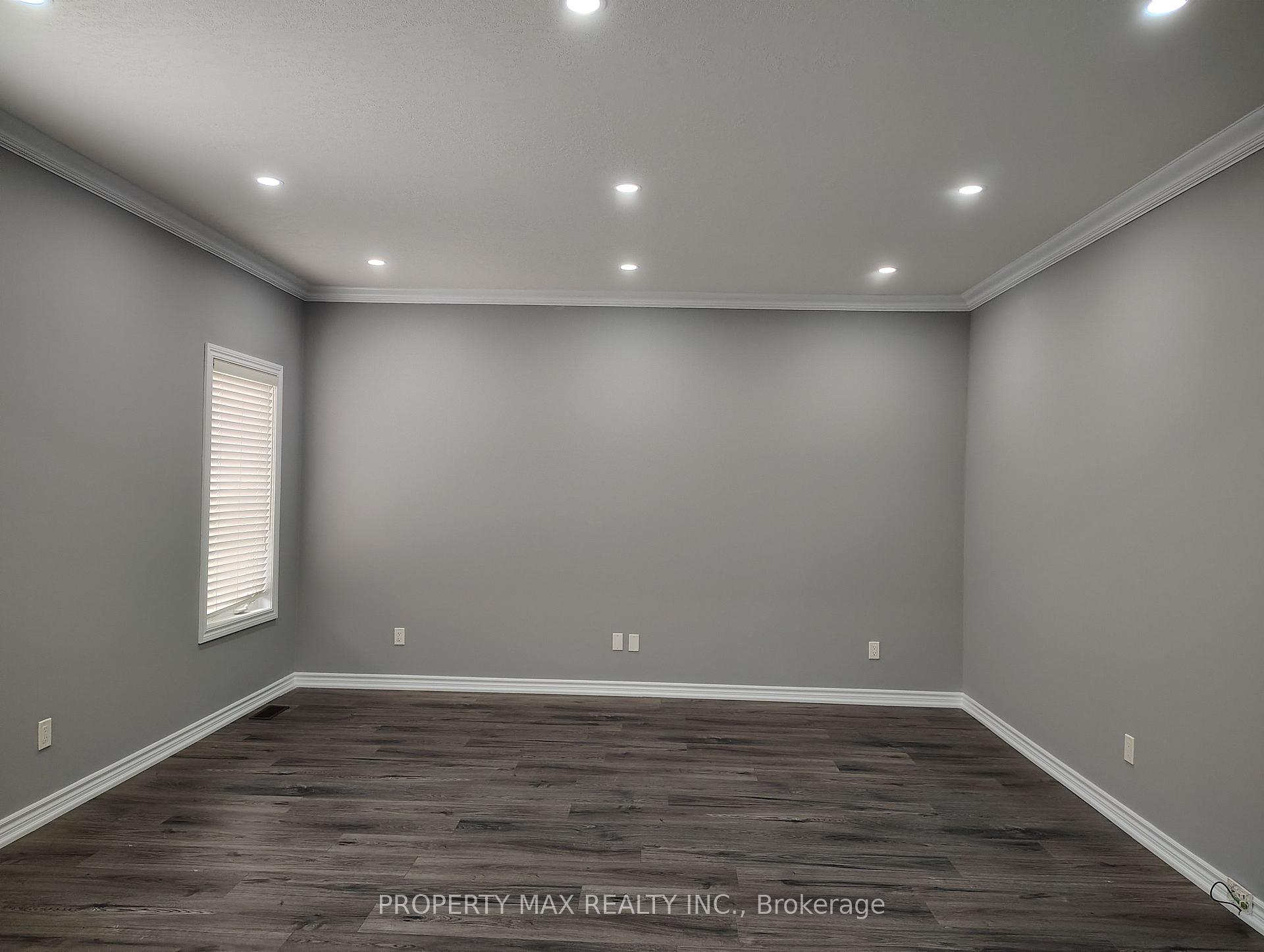 Photo 8 of 104 Diana Drive, Orillia — HOMEH