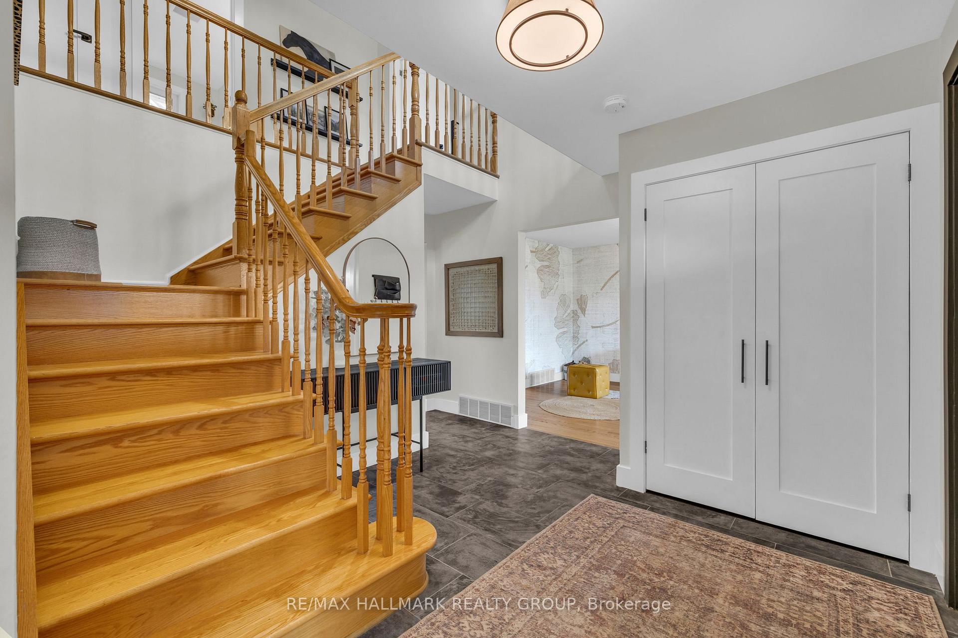 Photo 2 of 496 Newman Avenue, Ottawa, Overbrook/Castle Heights — HOMEH
