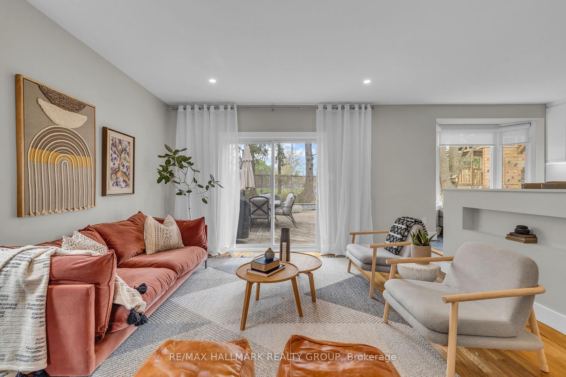 Photo 9 of 496 Newman Avenue, Ottawa, Overbrook/Castle Heights — HOMEH