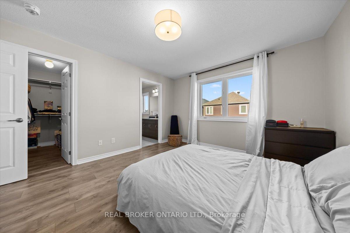 Photo 11 of 504 Broadleaf Street, Ottawa, Avalon West — HOMEH