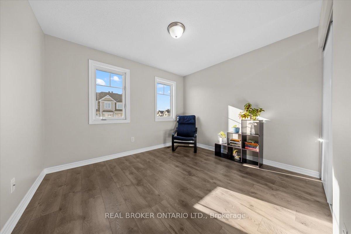 Photo 13 of 504 Broadleaf Street, Ottawa, Avalon West — HOMEH