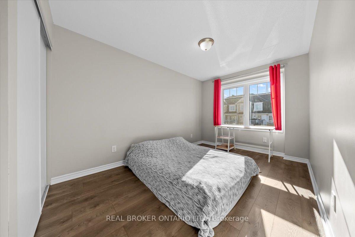 Photo 14 of 504 Broadleaf Street, Ottawa, Avalon West — HOMEH