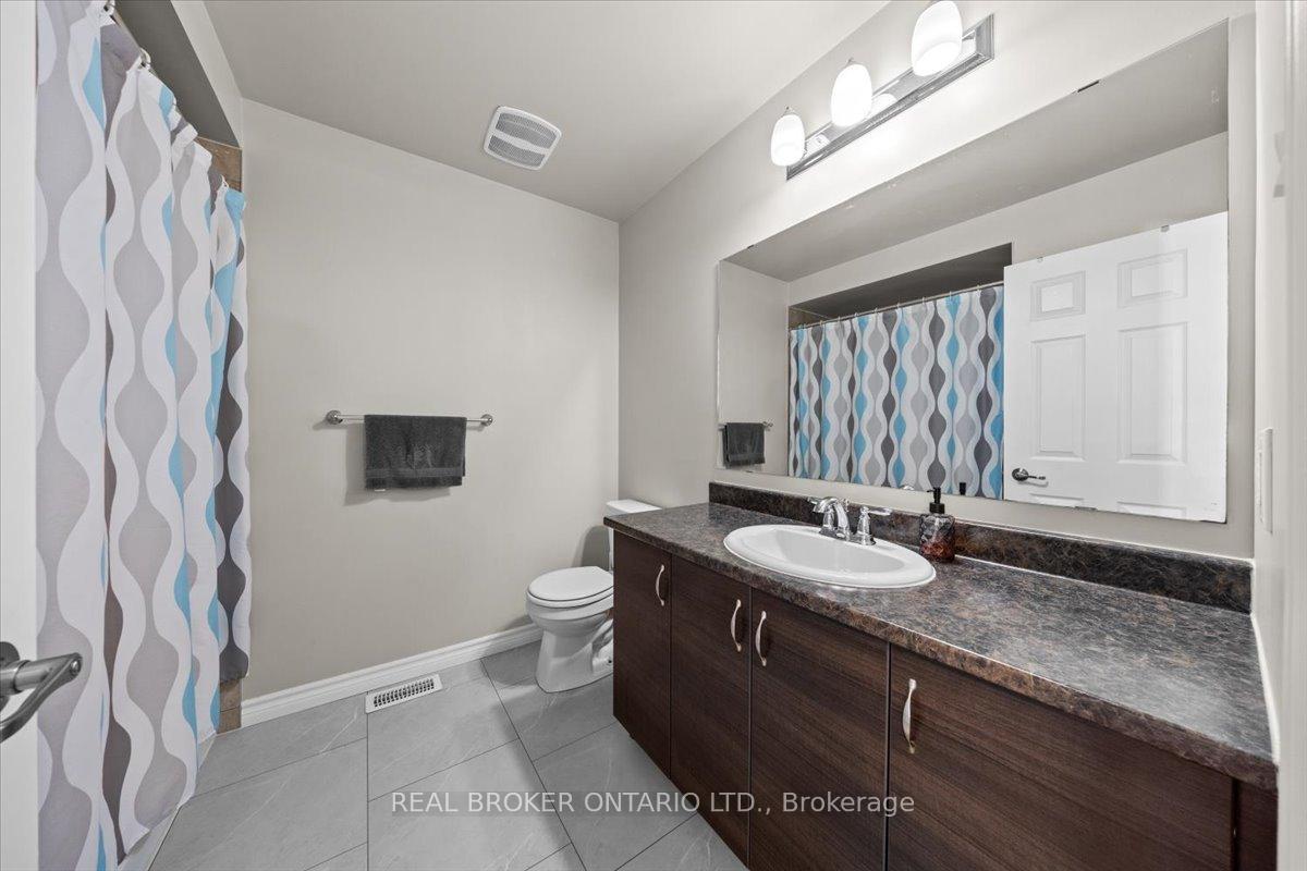 Photo 15 of 504 Broadleaf Street, Ottawa, Avalon West — HOMEH