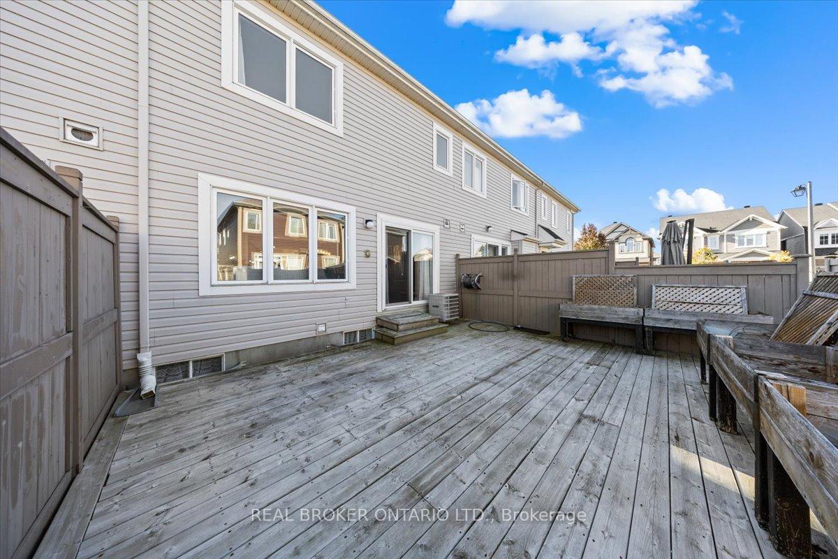 Photo 20 of 504 Broadleaf Street, Ottawa, Avalon West — HOMEH