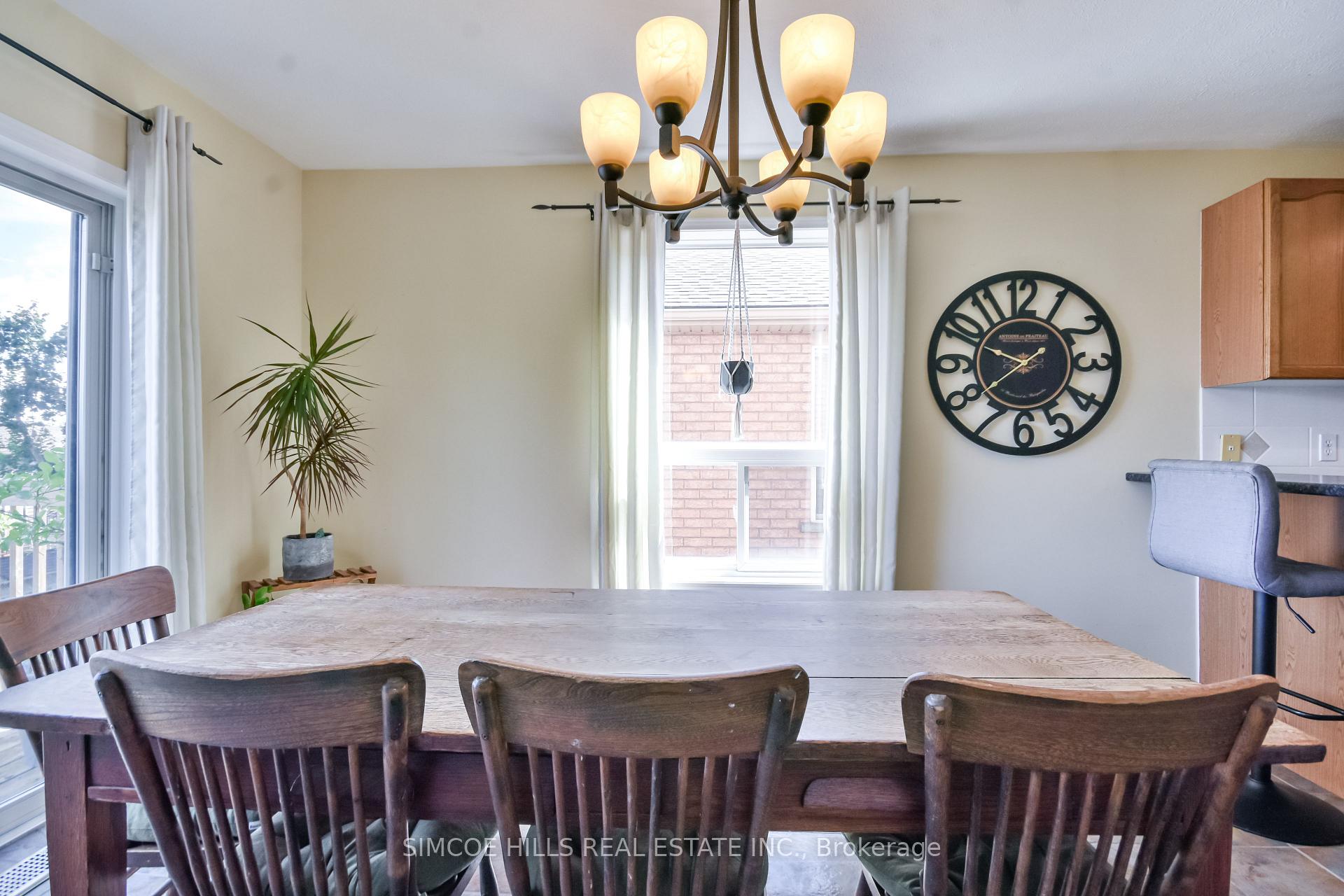 Photo 7 of 73 Vanessa Drive, Orillia — HOMEH