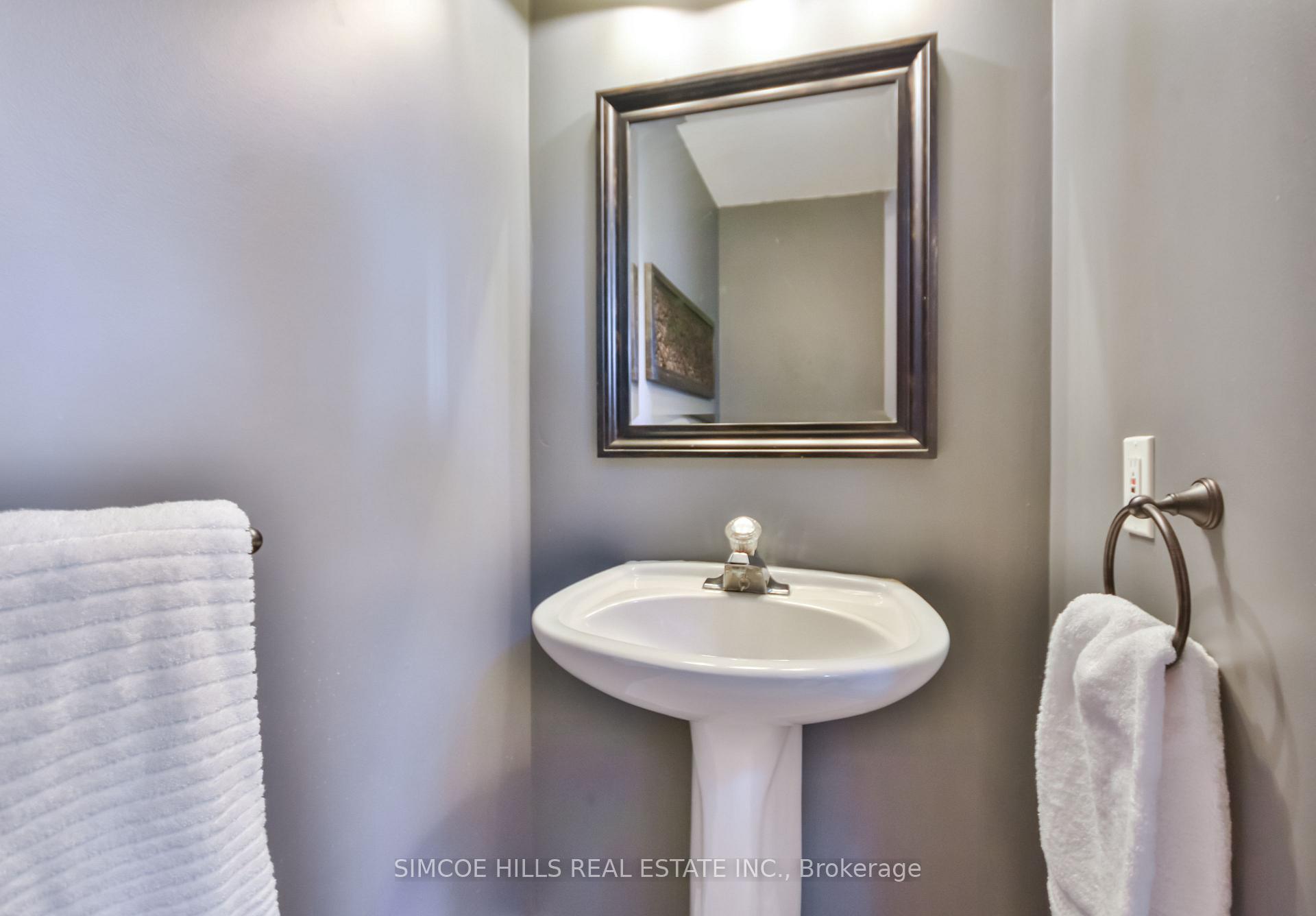 Photo 10 of 73 Vanessa Drive, Orillia — HOMEH