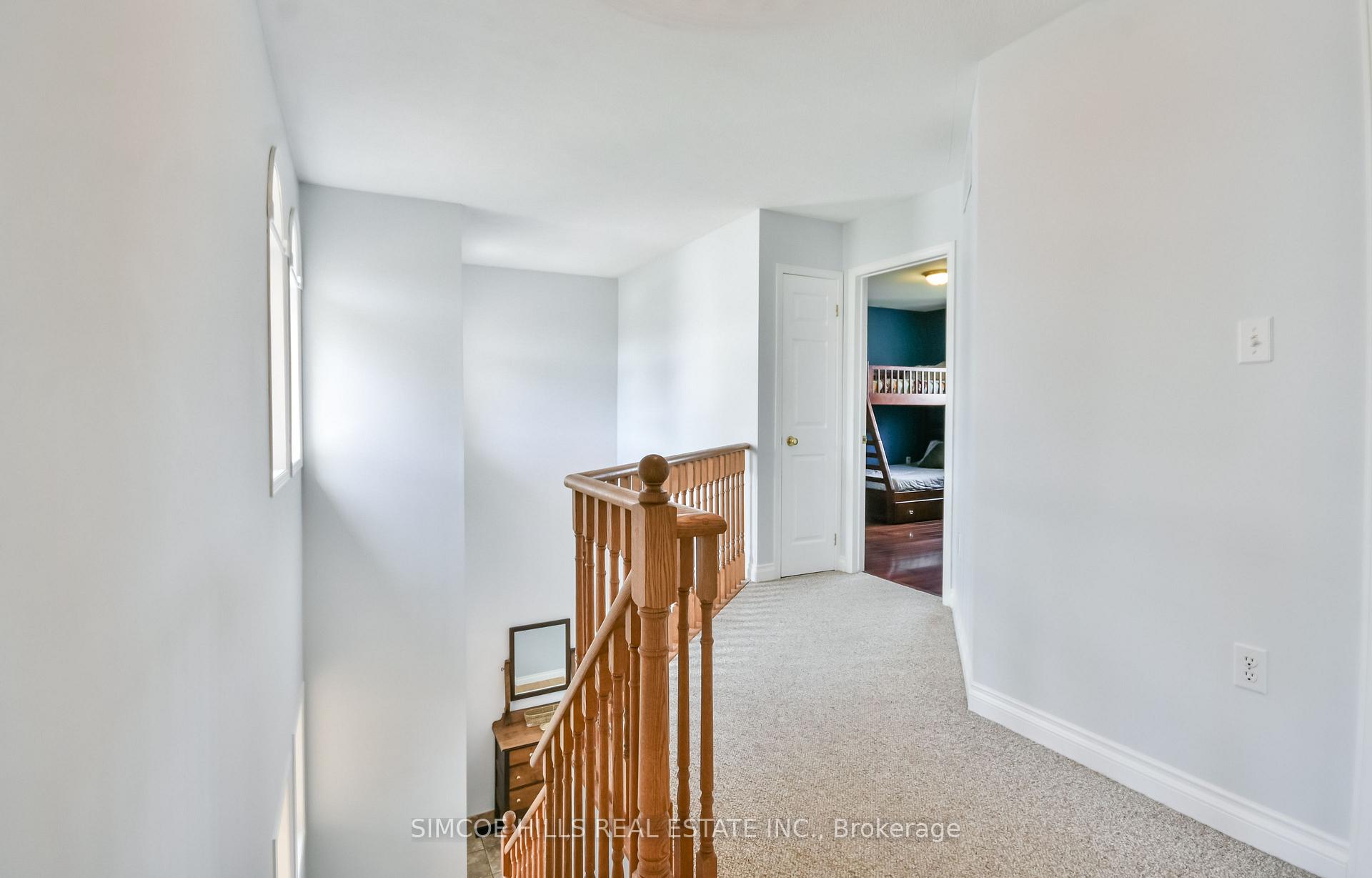 Photo 11 of 73 Vanessa Drive, Orillia — HOMEH