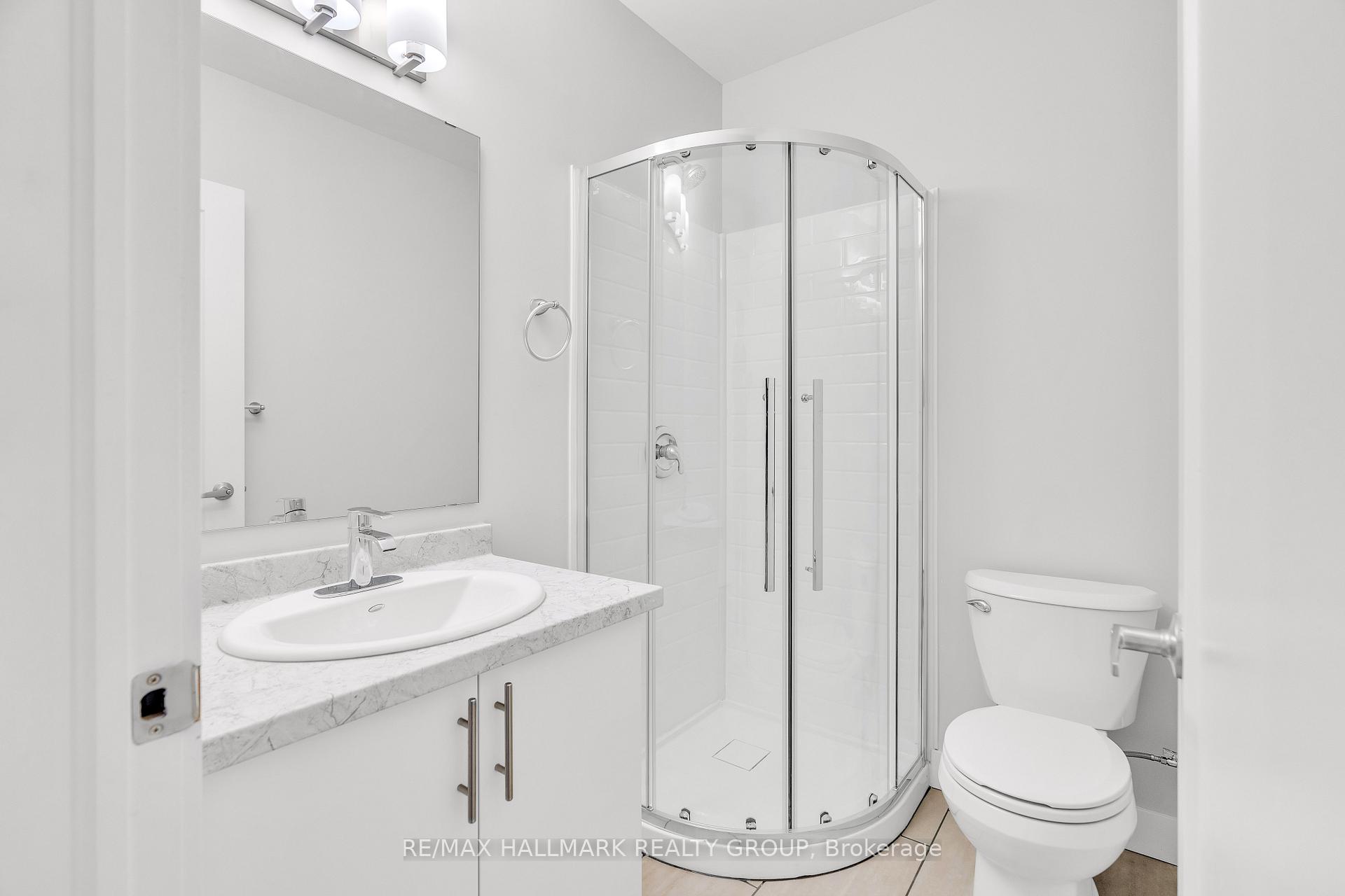 Photo 7 of Unit 1, 261 Somerset Street E, Ottawa, Ottawa Centre — HOMEH