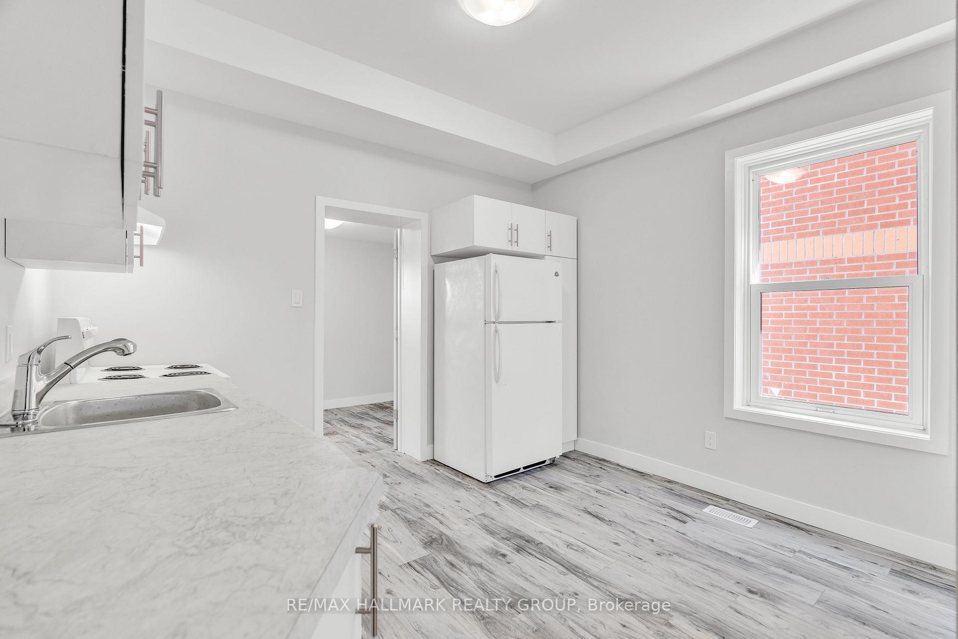 Photo 8 of Unit 1, 261 Somerset Street E, Ottawa, Ottawa Centre — HOMEH