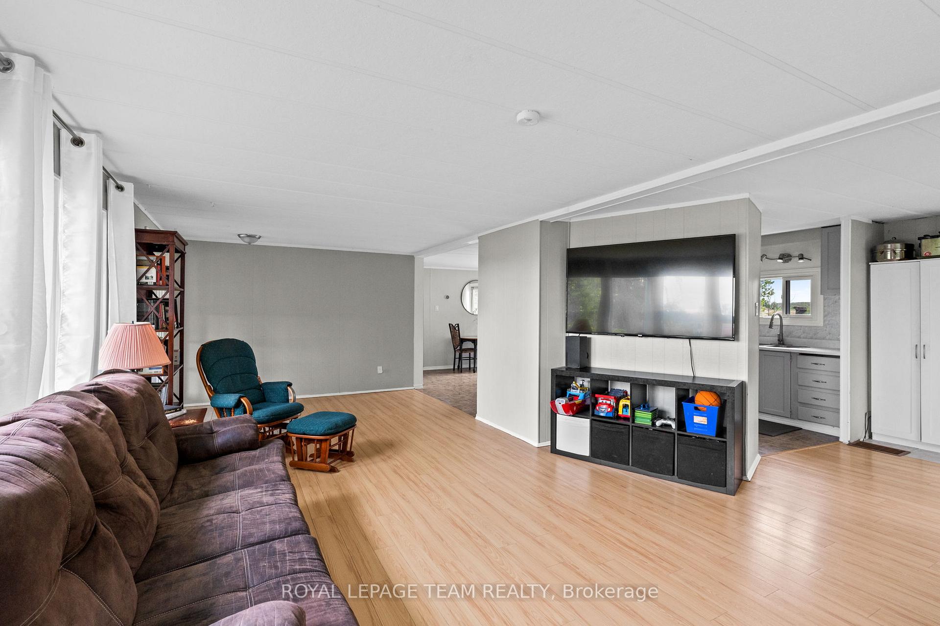 Photo 8 of 2176 Development Road, North Dundas, North Dundas (Mountain) Twp — HOMEH