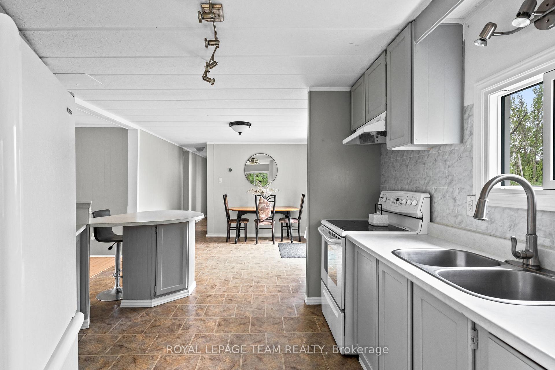 Photo 11 of 2176 Development Road, North Dundas, North Dundas (Mountain) Twp — HOMEH