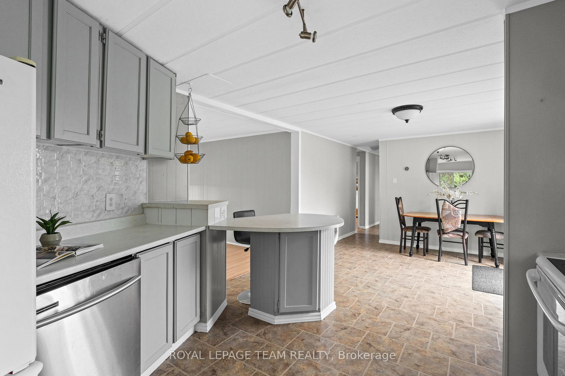 Photo 13 of 2176 Development Road, North Dundas, North Dundas (Mountain) Twp — HOMEH