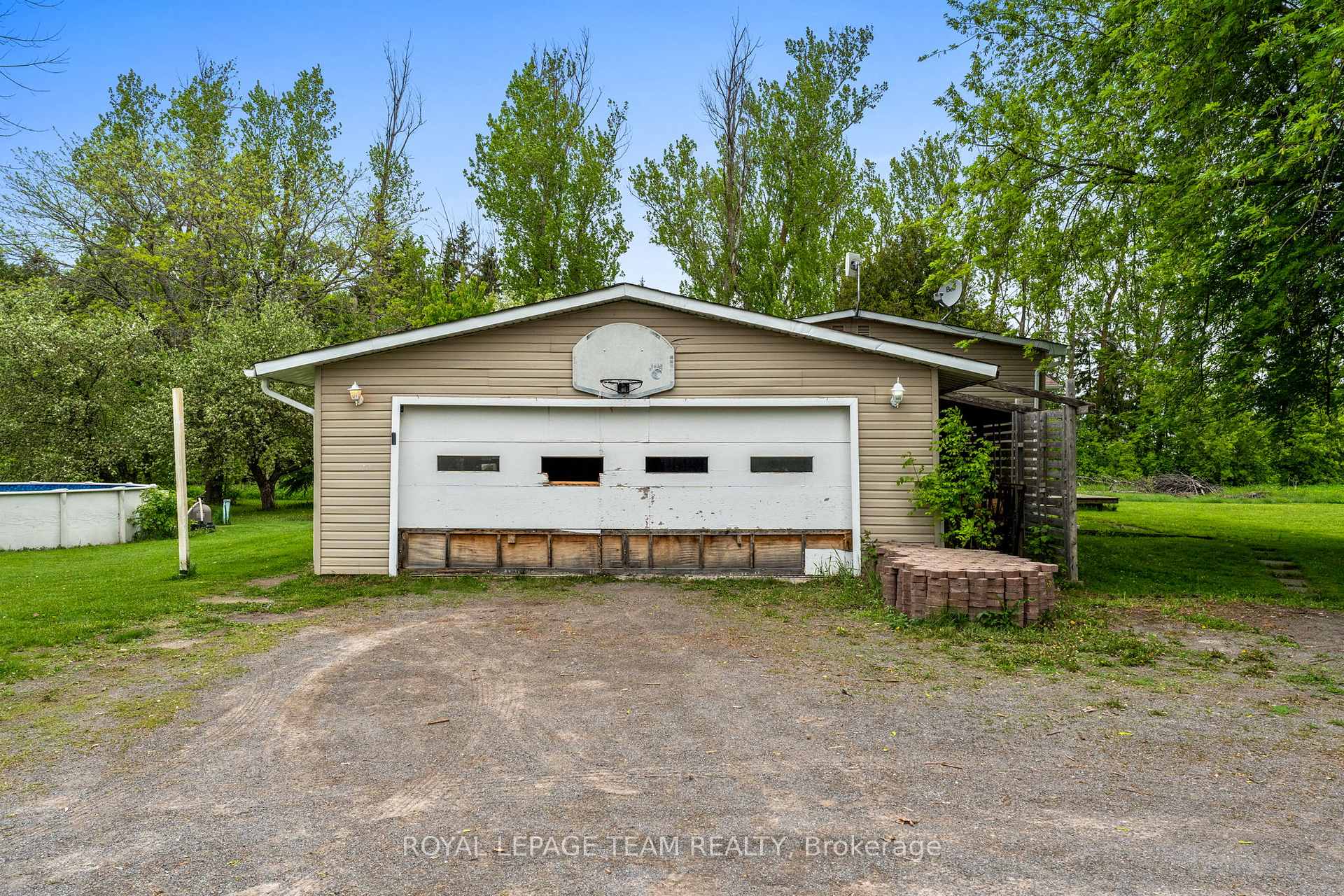 Photo 41 of 2176 Development Road, North Dundas, North Dundas (Mountain) Twp — HOMEH