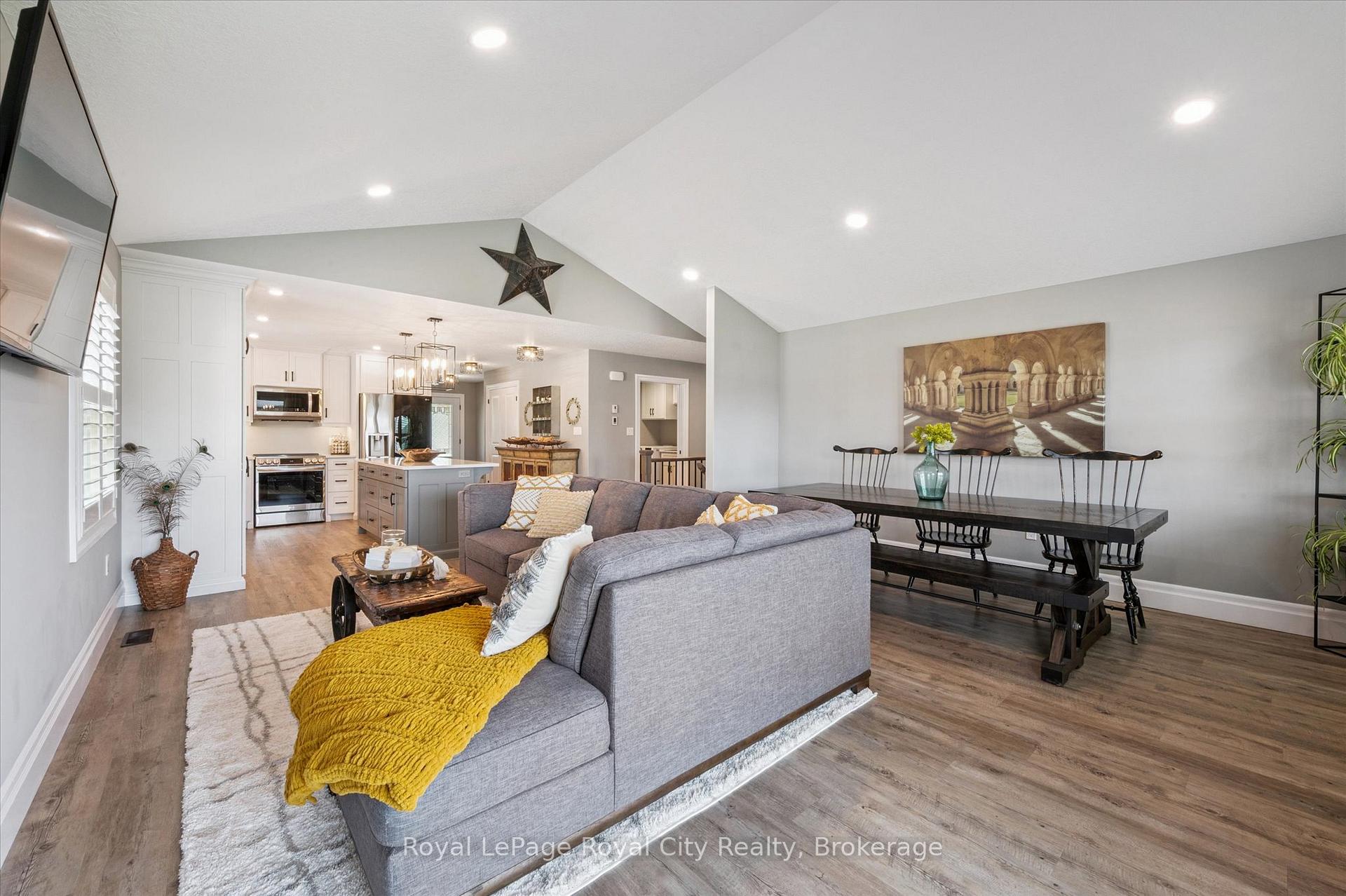 Photo 11 of 20 Winchester Crescent, North Perth, Listowel — HOMEH