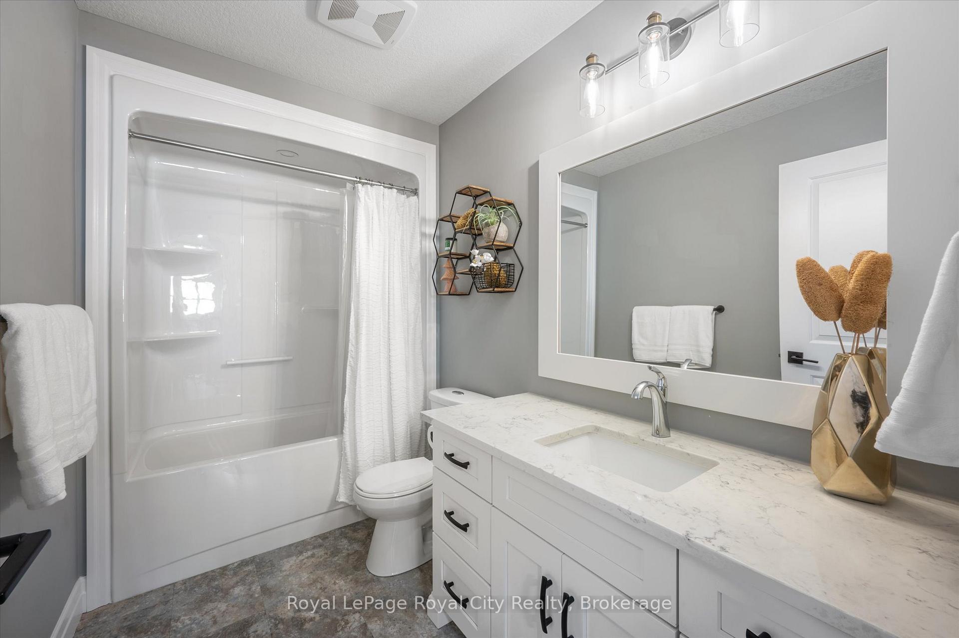 Photo 19 of 20 Winchester Crescent, North Perth, Listowel — HOMEH