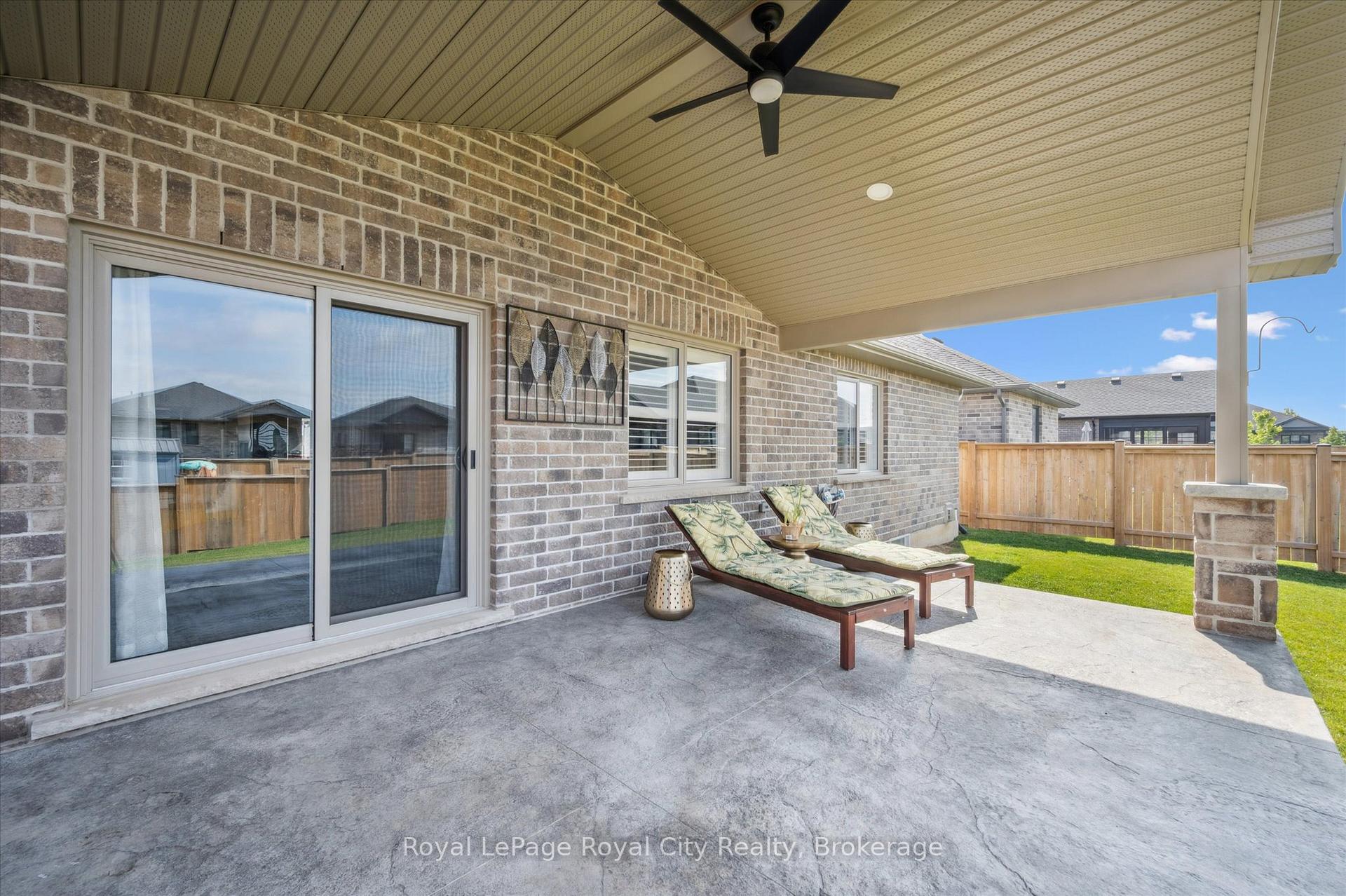 Photo 28 of 20 Winchester Crescent, North Perth, Listowel — HOMEH