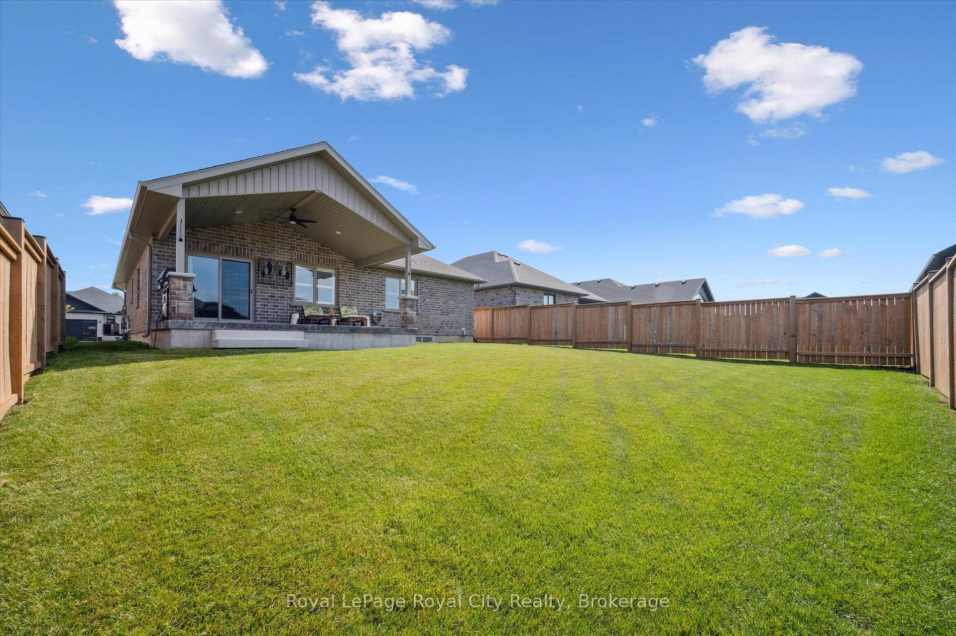 Photo 31 of 20 Winchester Crescent, North Perth, Listowel — HOMEH